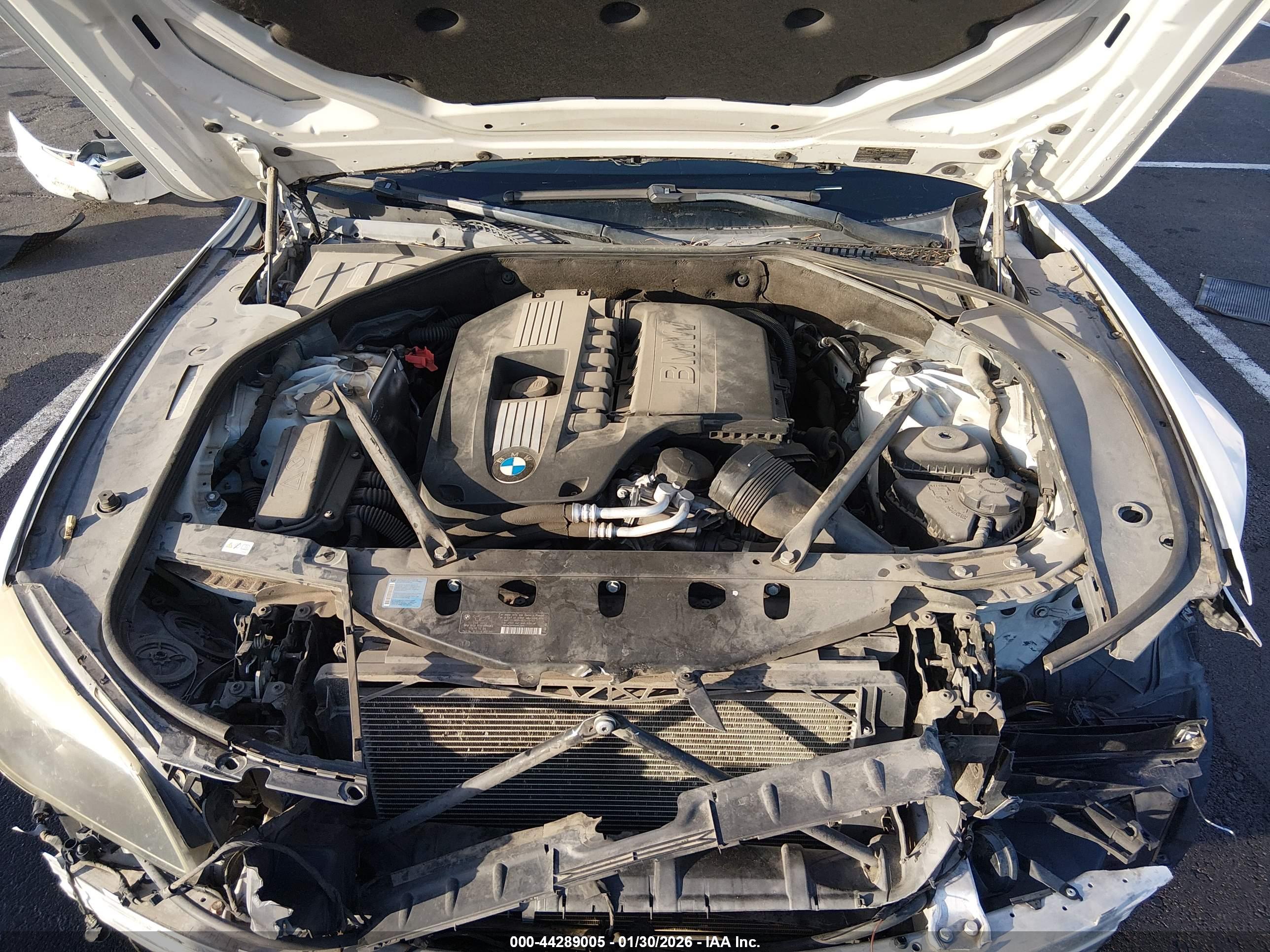 BMW 740LI image 10