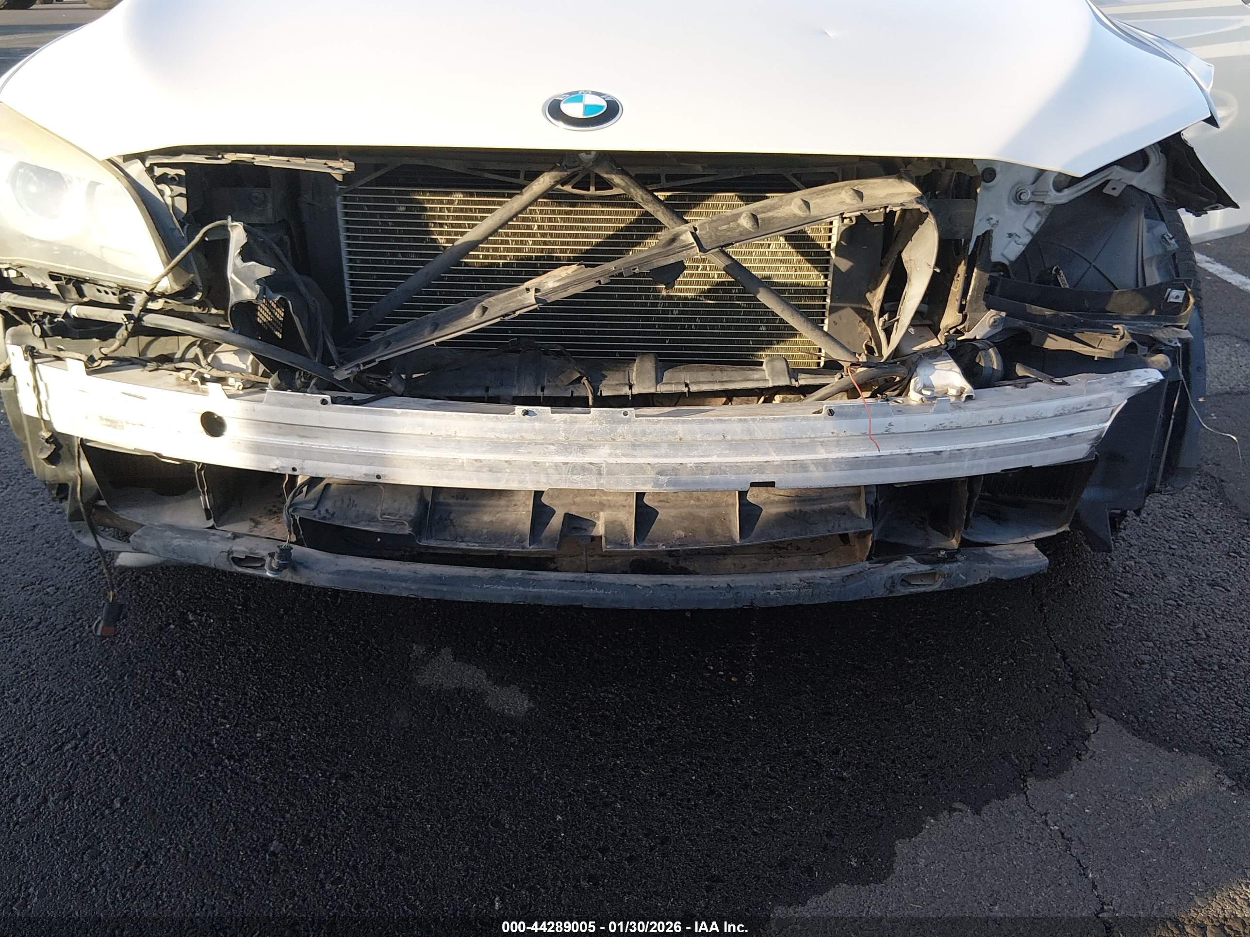BMW 740LI image 6