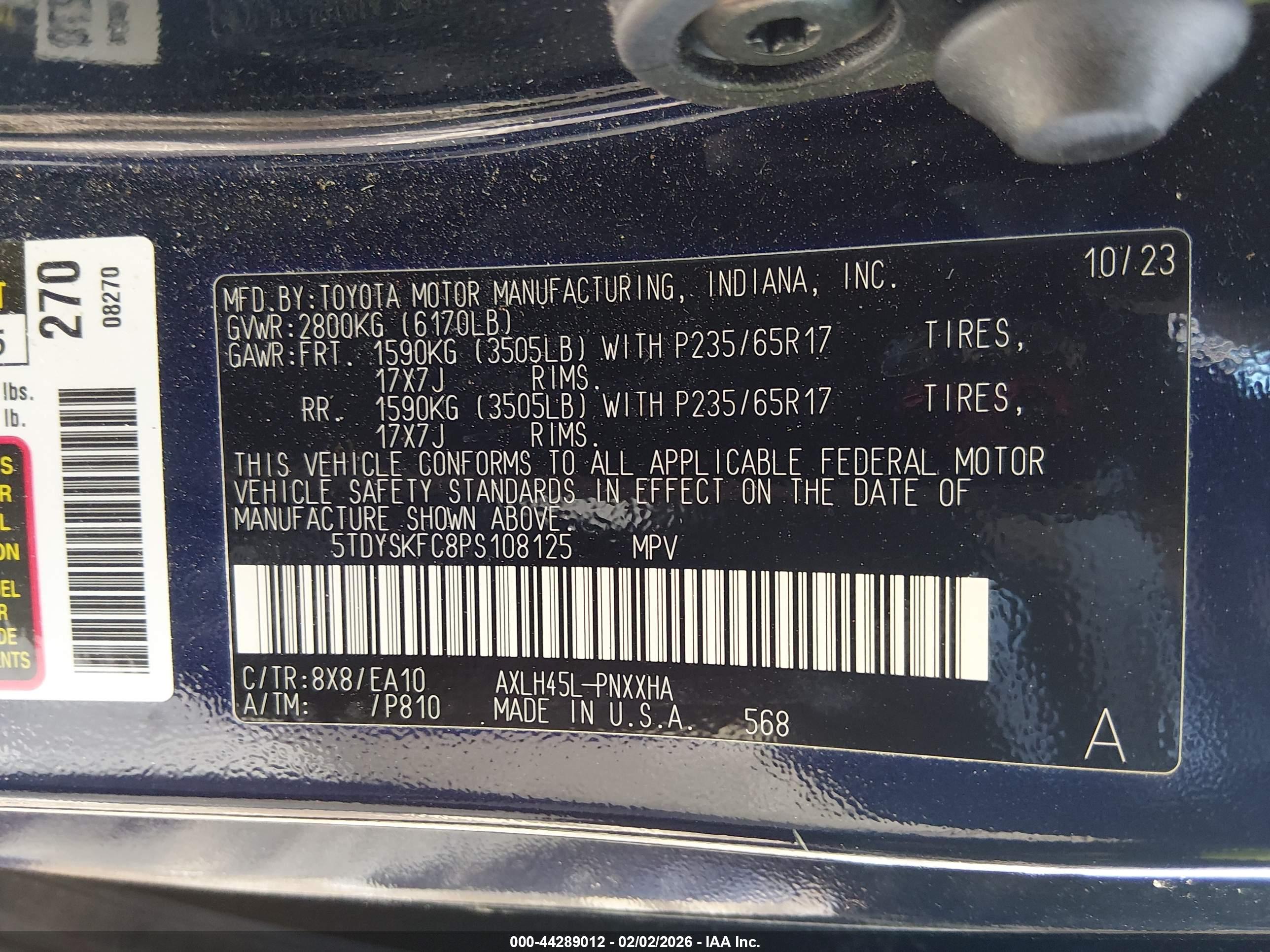TOYOTA SIENNA image 9