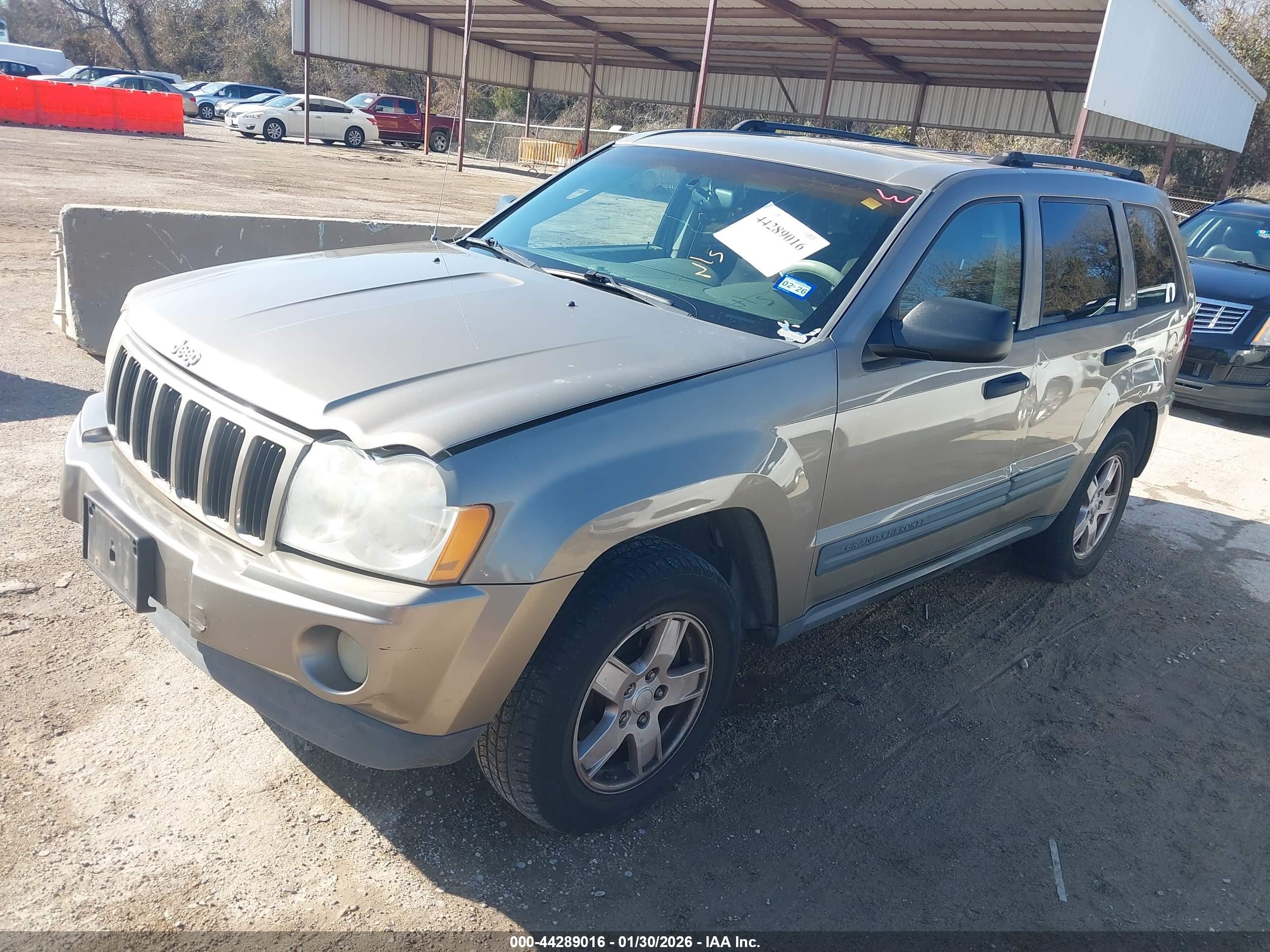 JEEP GRAND image 2