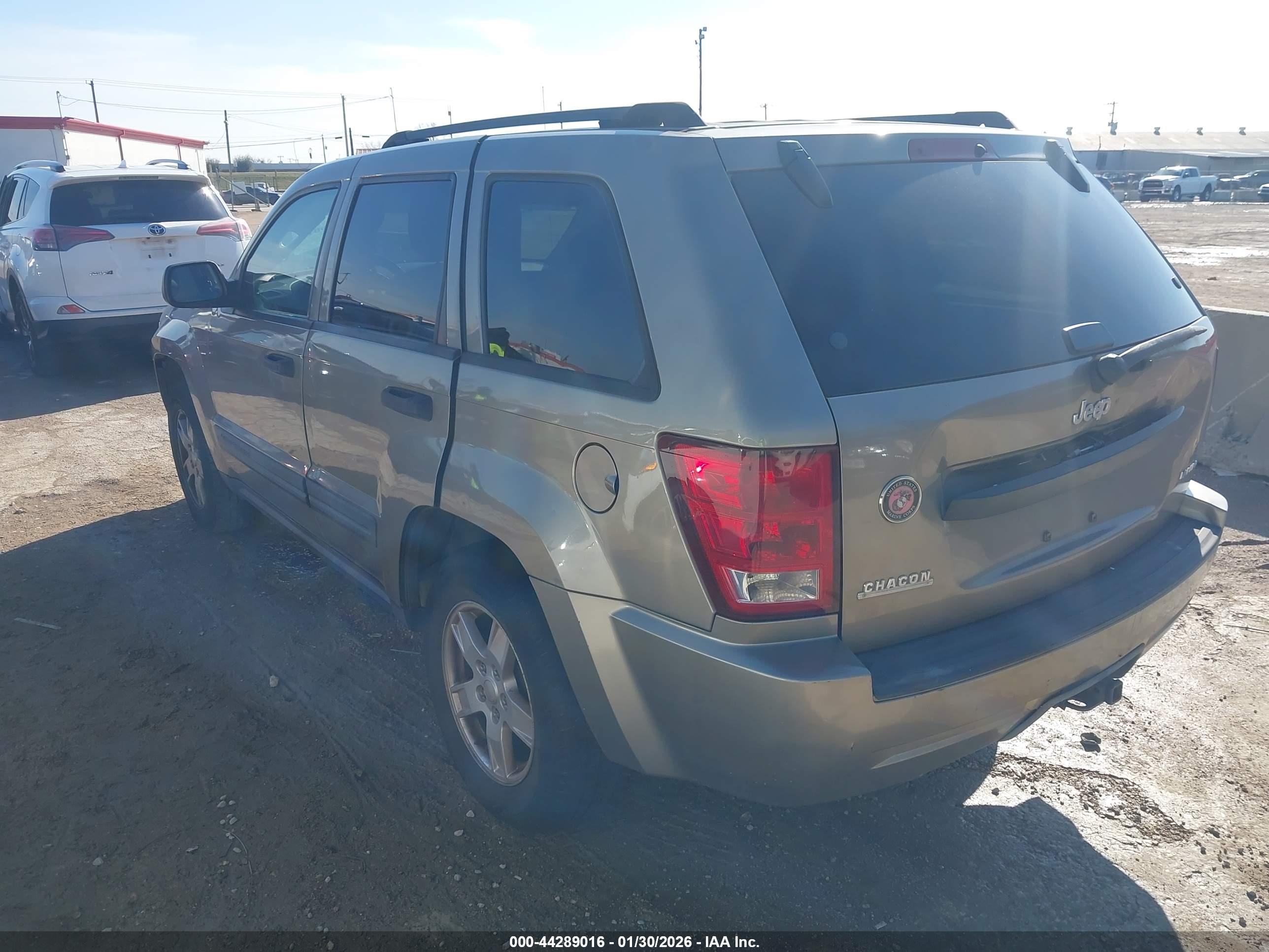 JEEP GRAND image 3