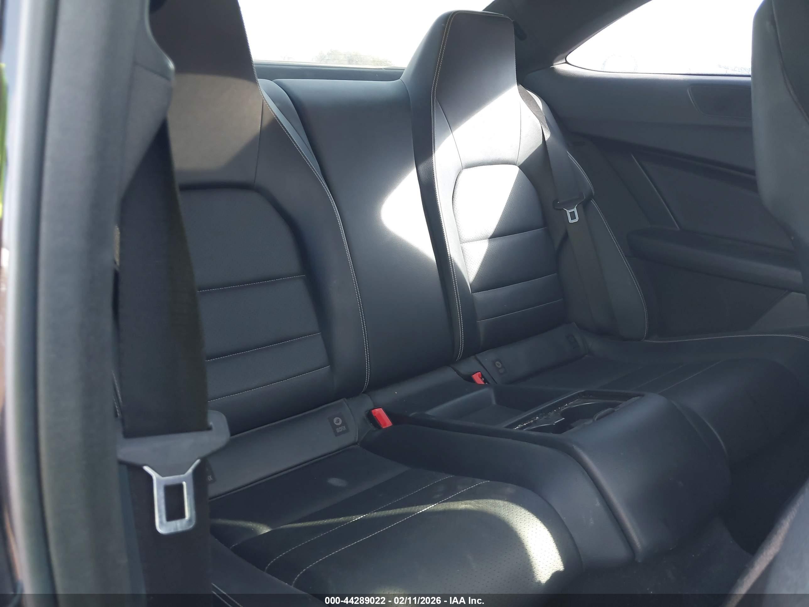 MERCEDES-BENZ C image 8