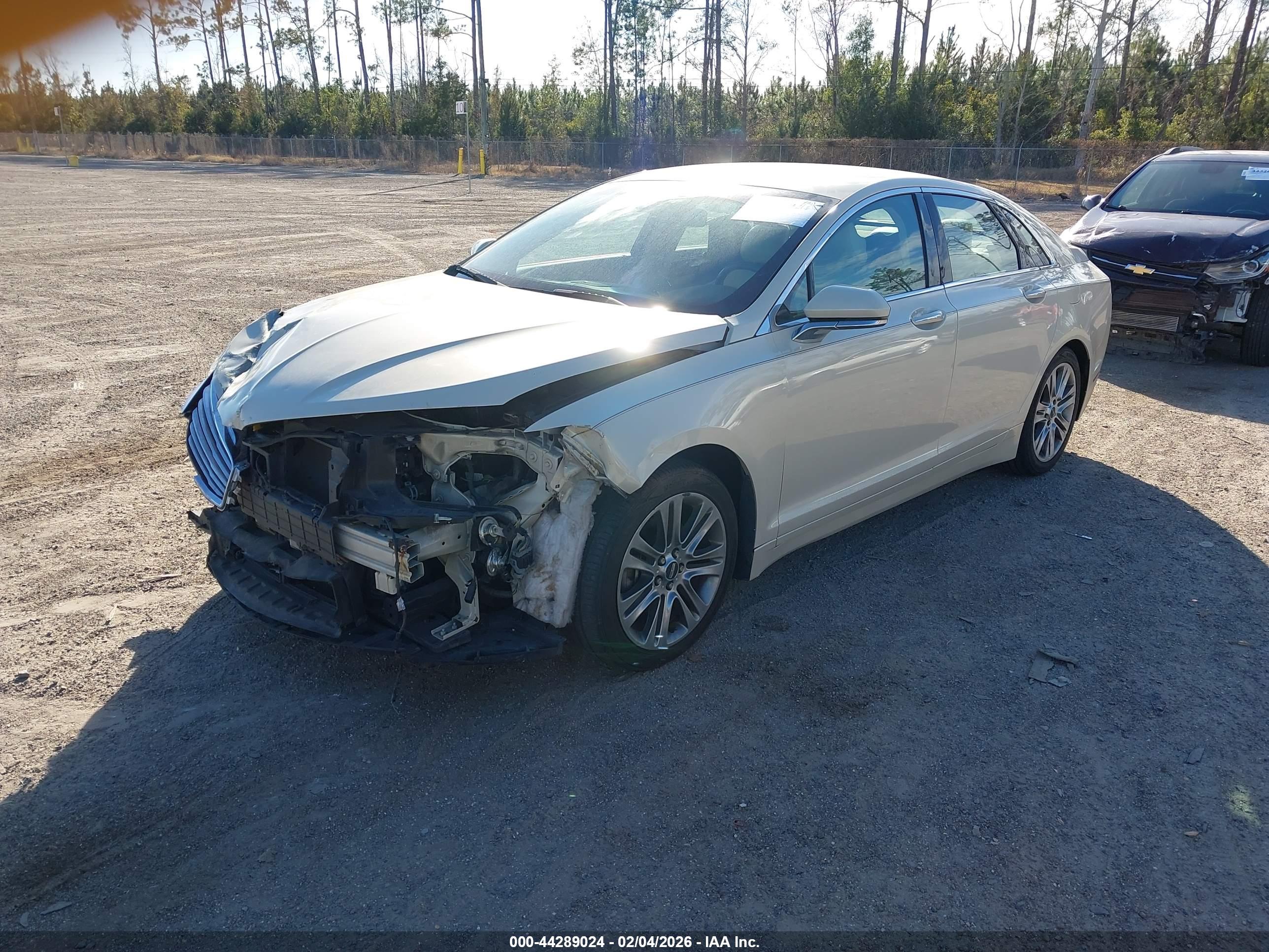 LINCOLN MKZ image 2