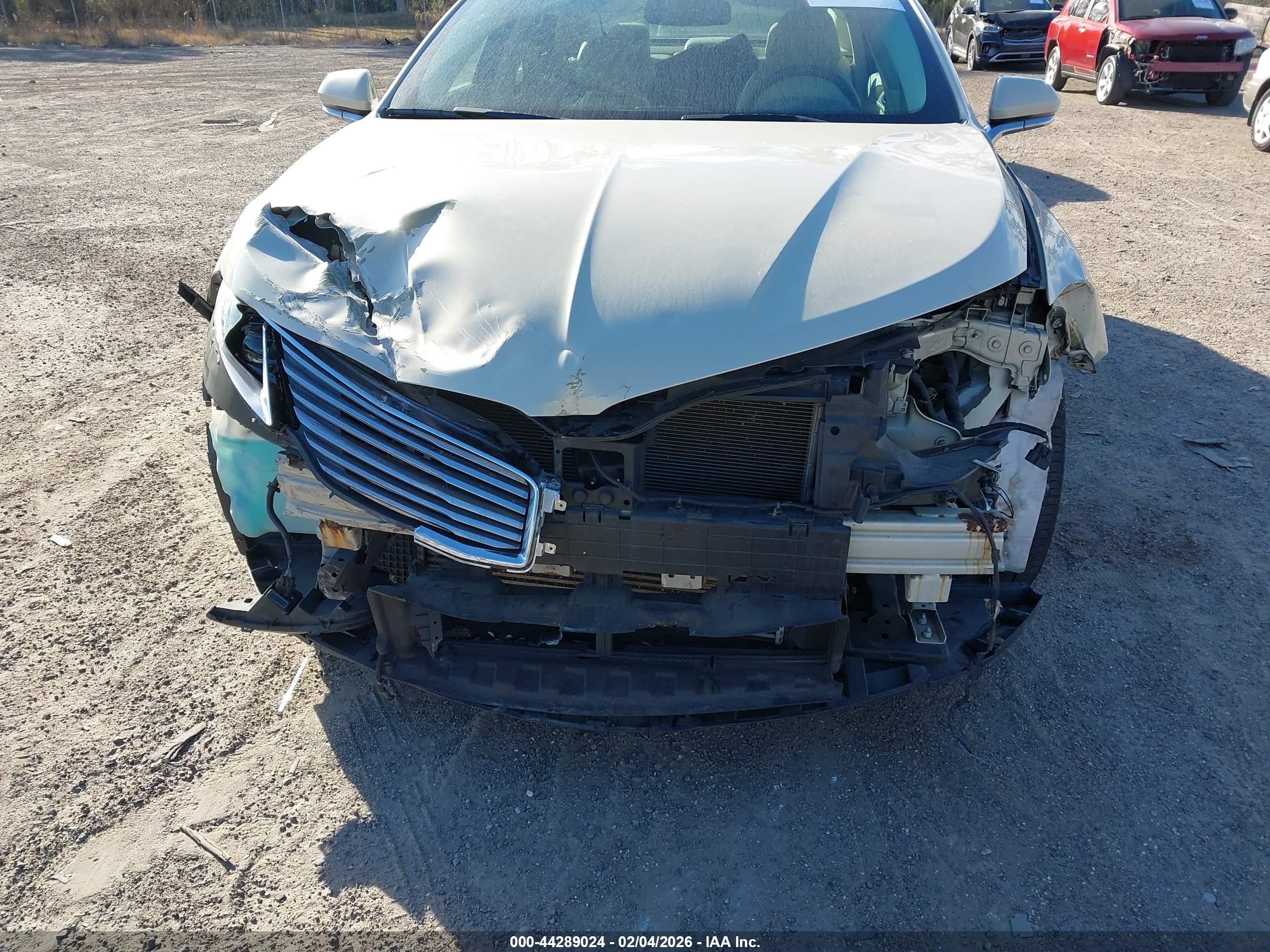 LINCOLN MKZ image 6