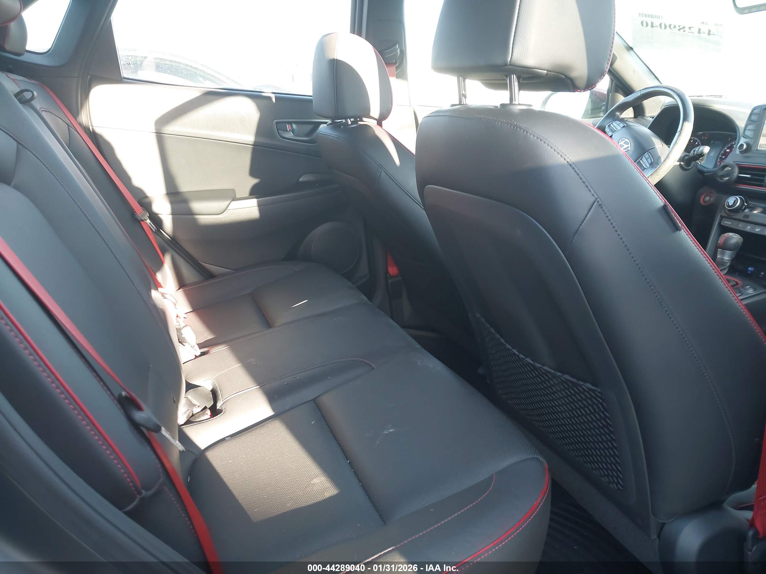 HYUNDAI KONA image 8