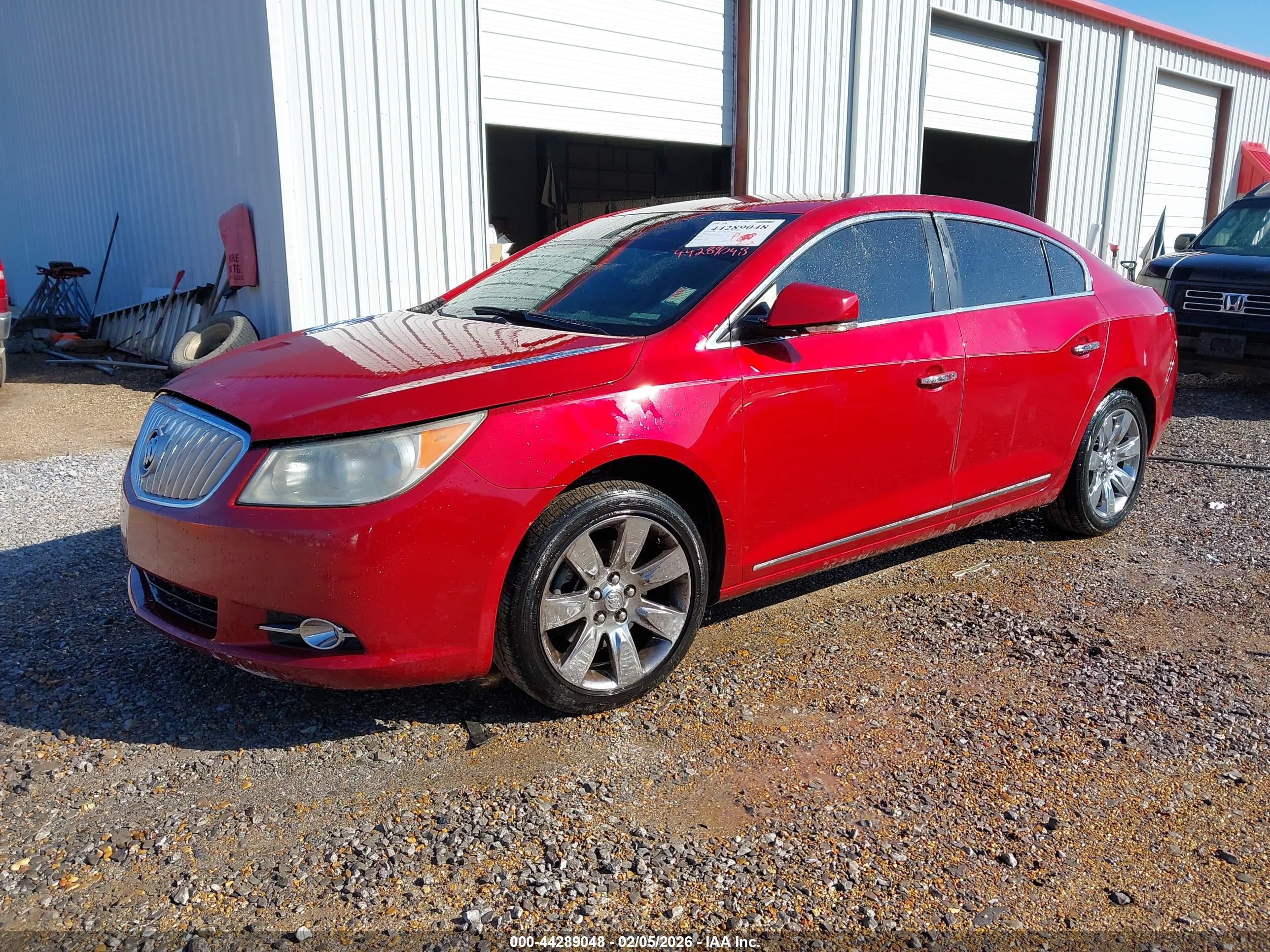 BUICK LACROSSE image 2