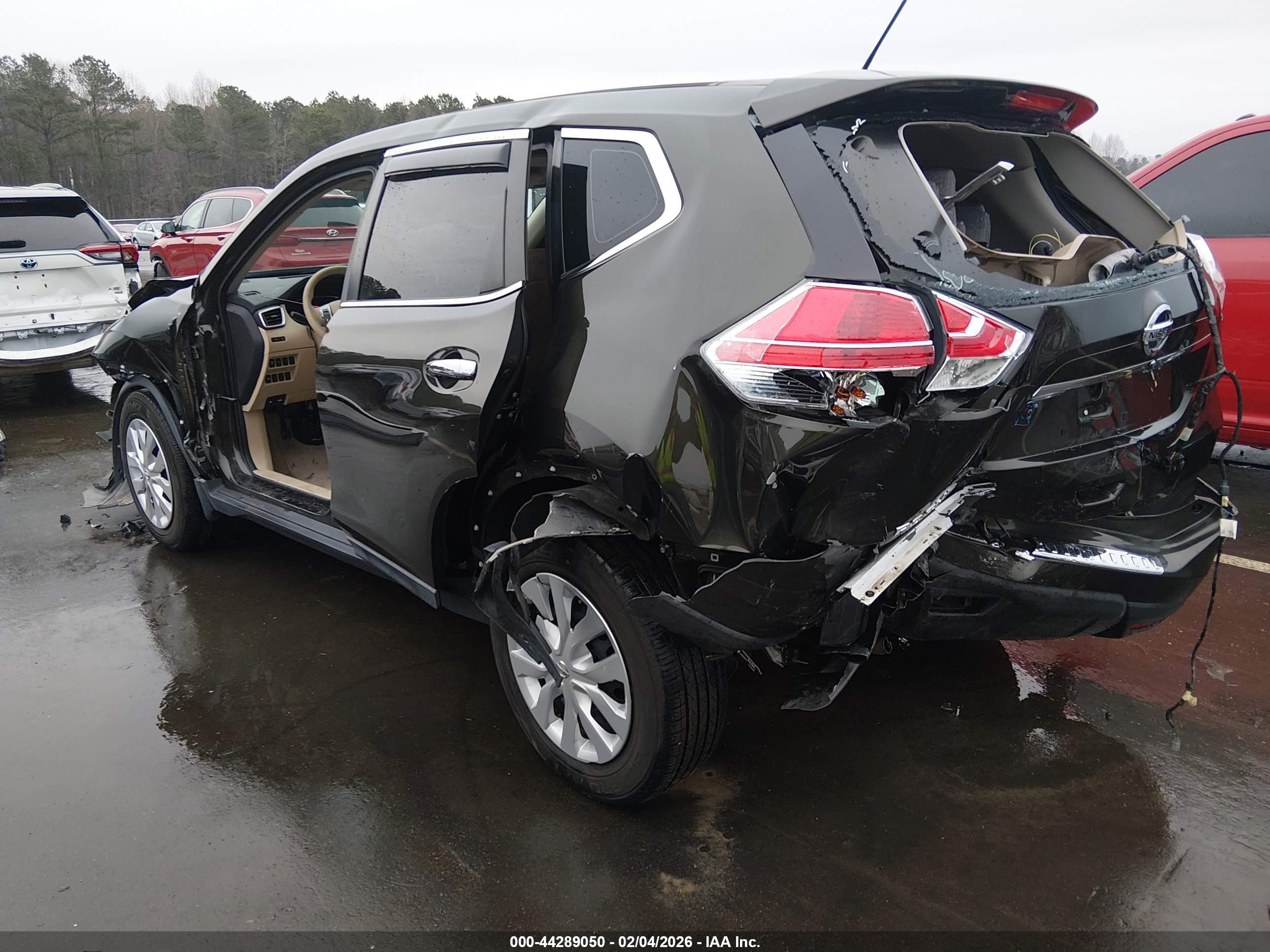 NISSAN ROGUE image 3
