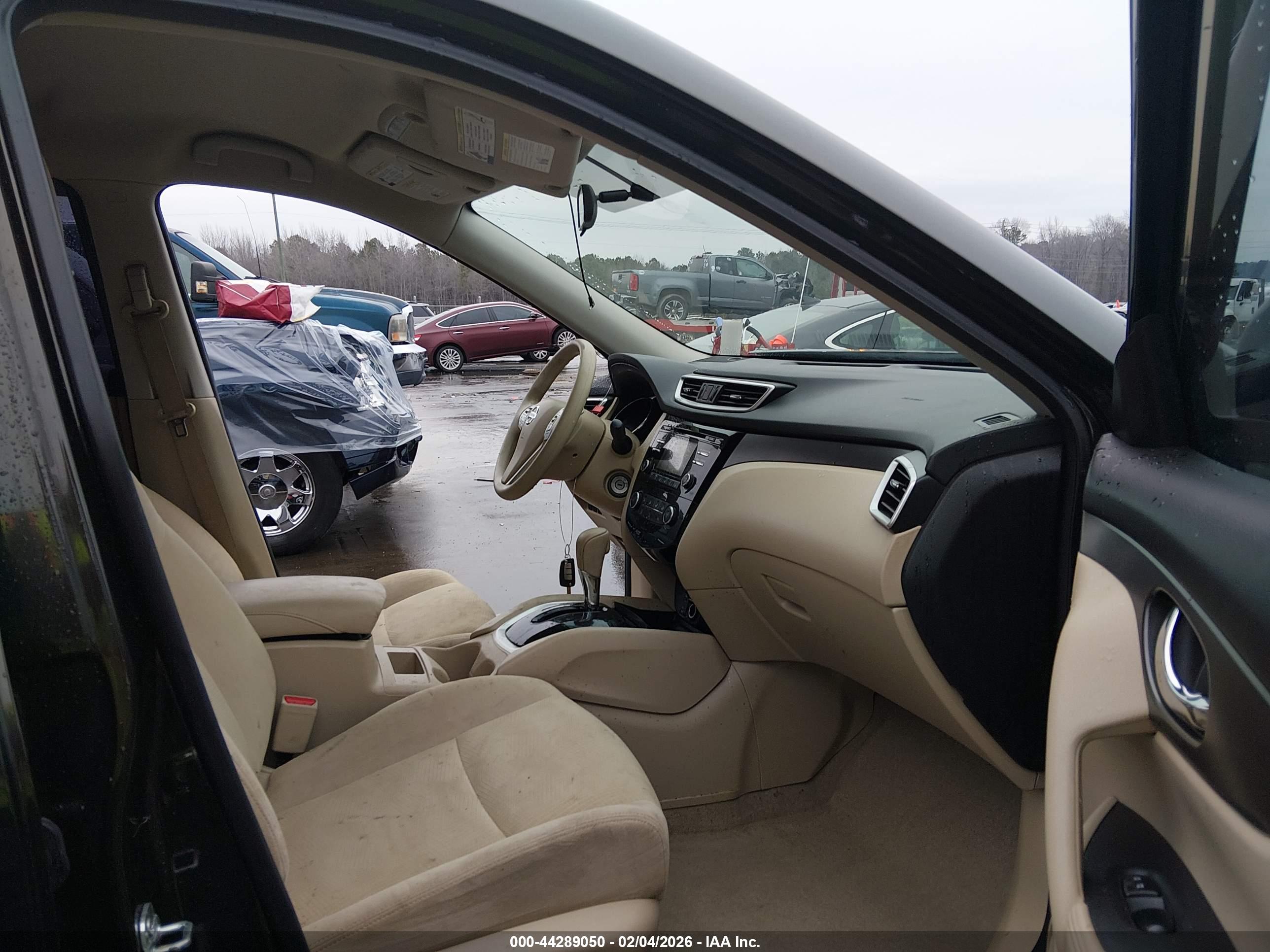 NISSAN ROGUE image 5