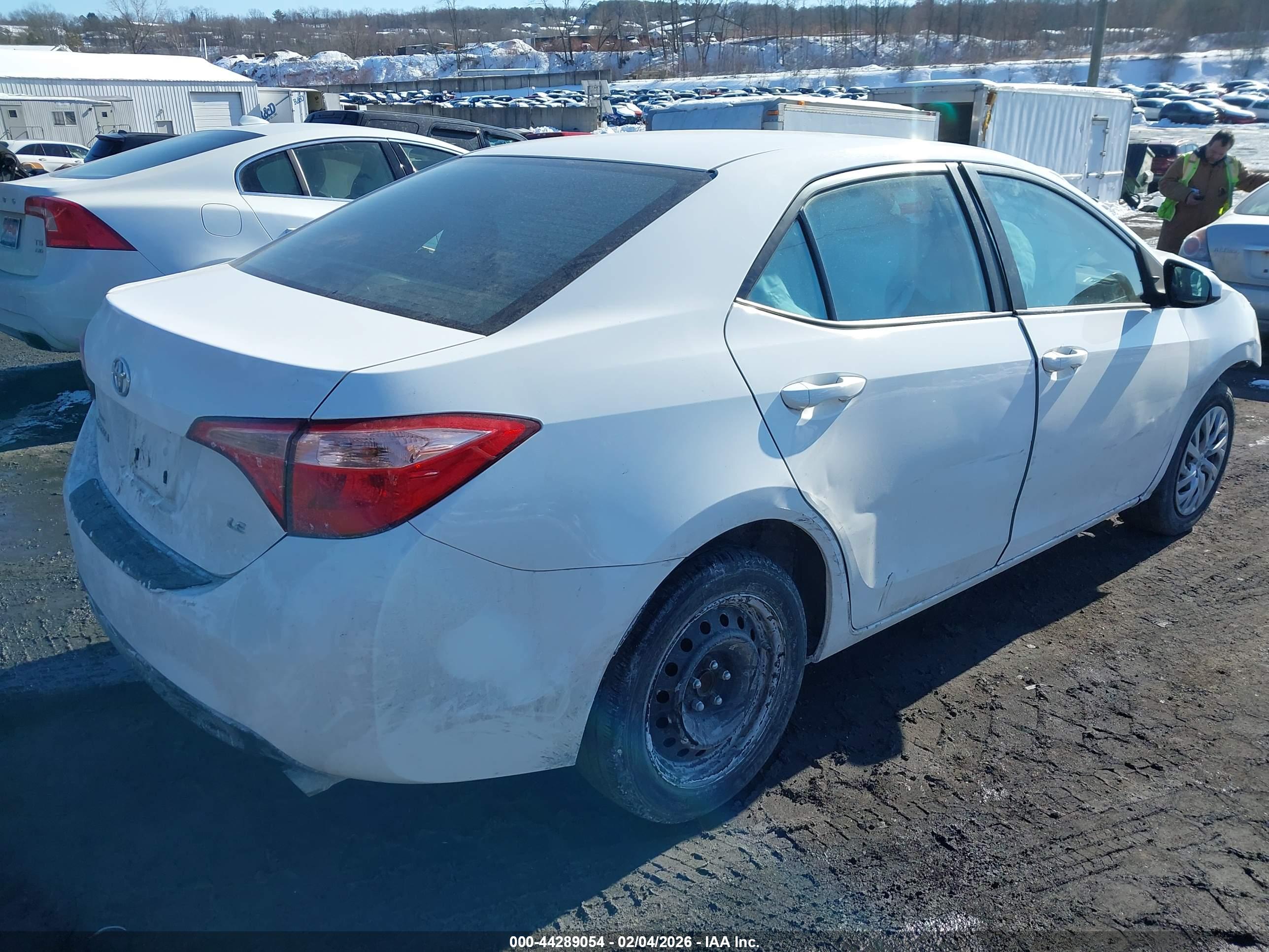 TOYOTA COROLLA image 4