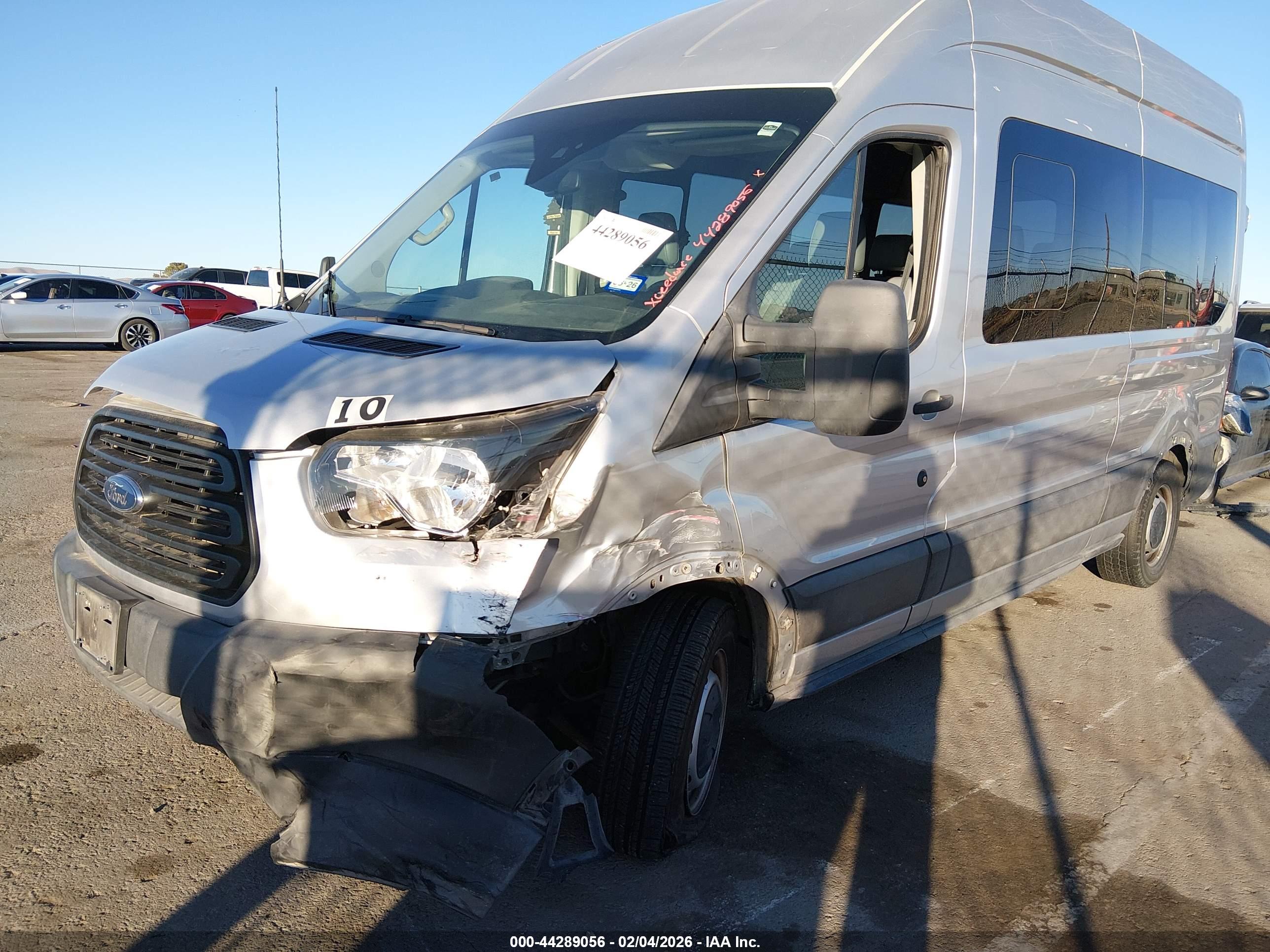 FORD TRANSIT-350 image 6