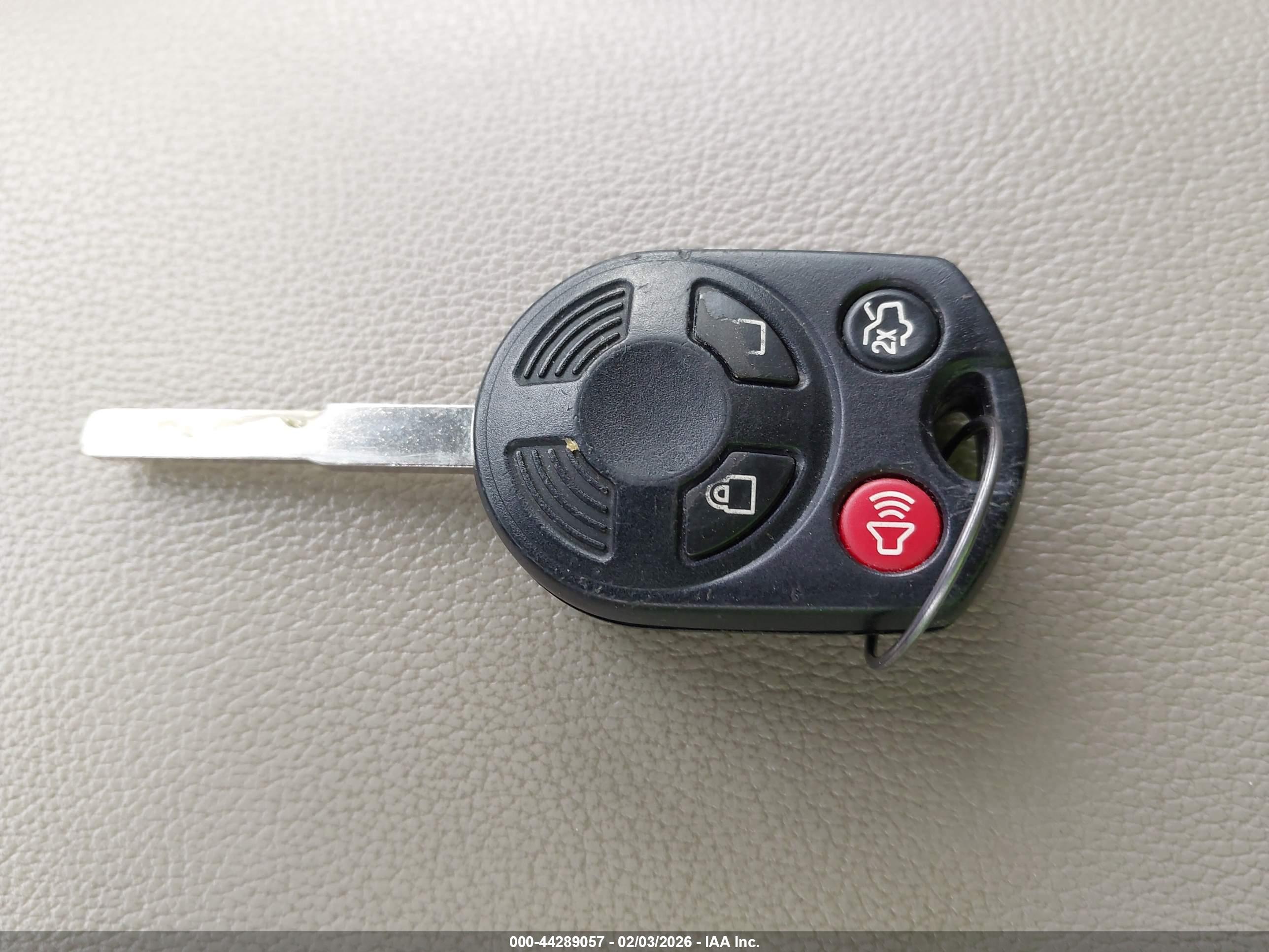 FORD ESCAPE image 11