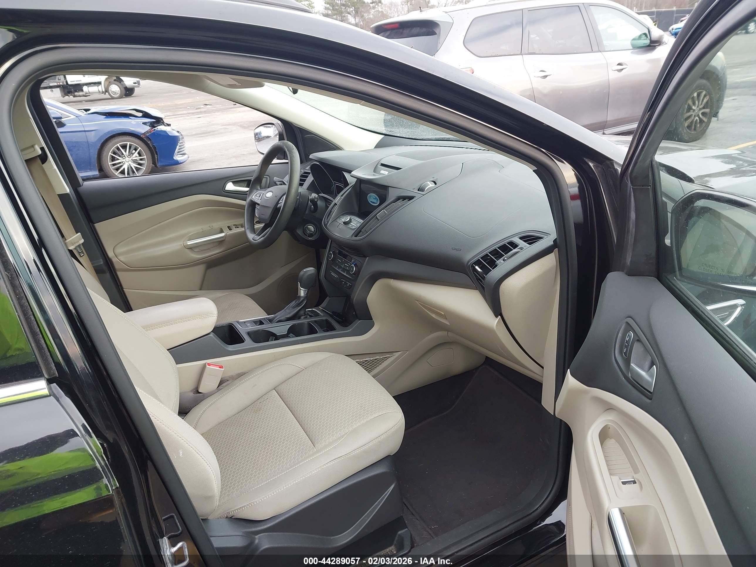 FORD ESCAPE image 5