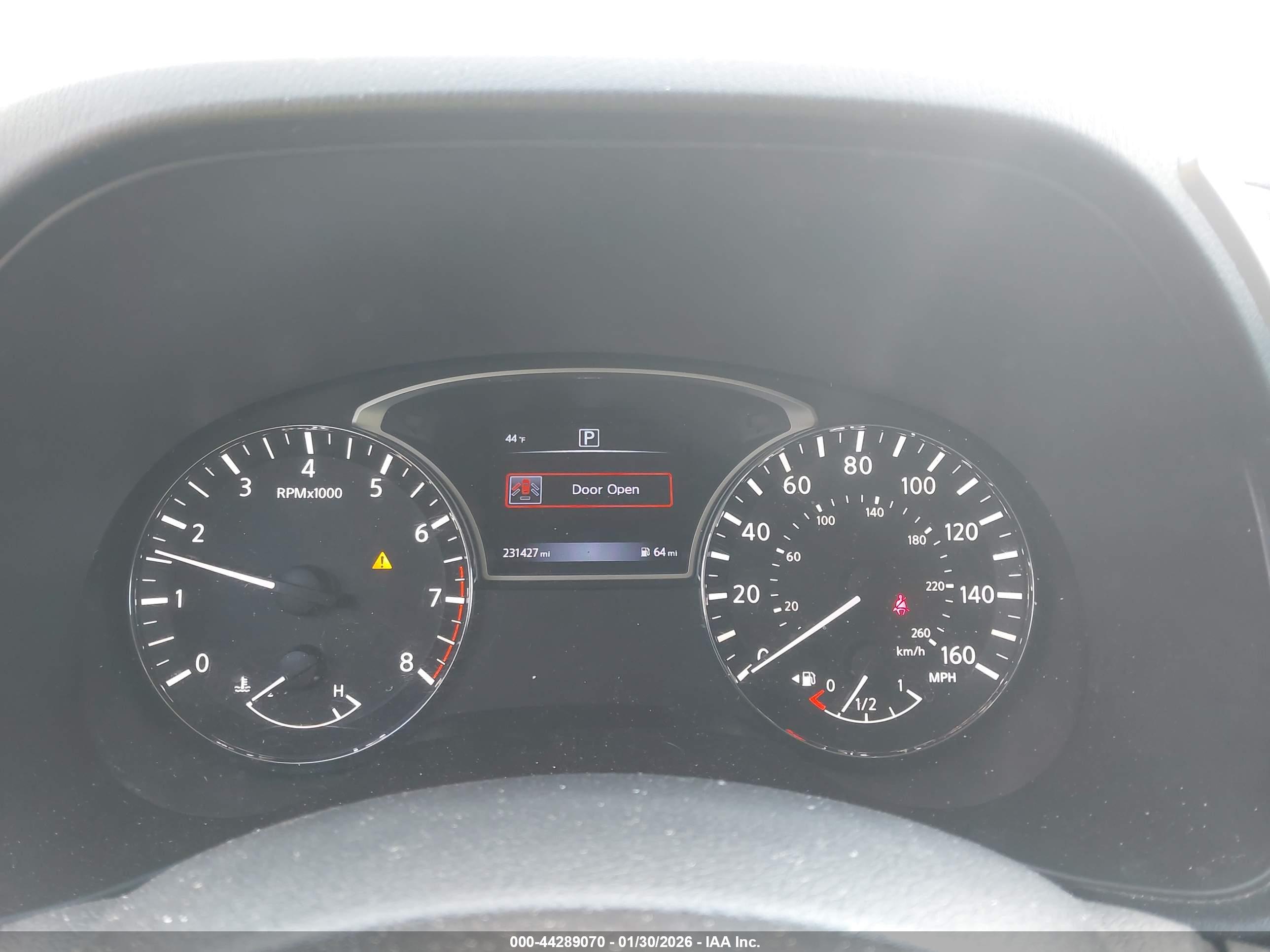 NISSAN PATHFINDER image 7