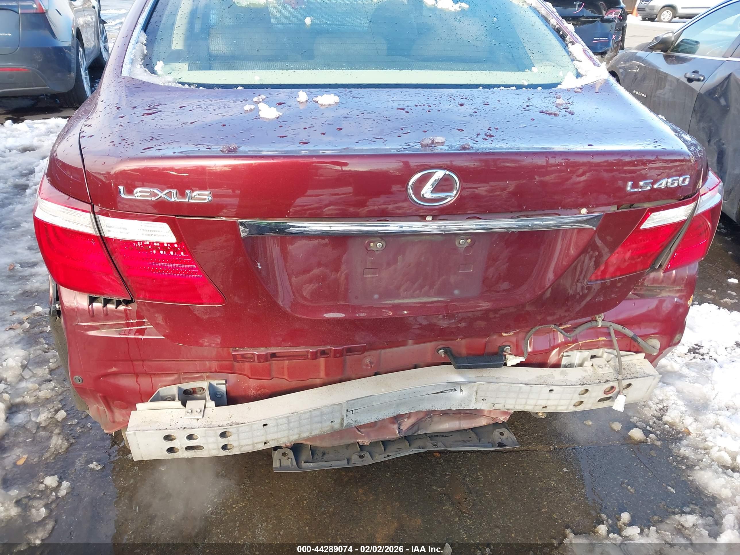 LEXUS LS image 6