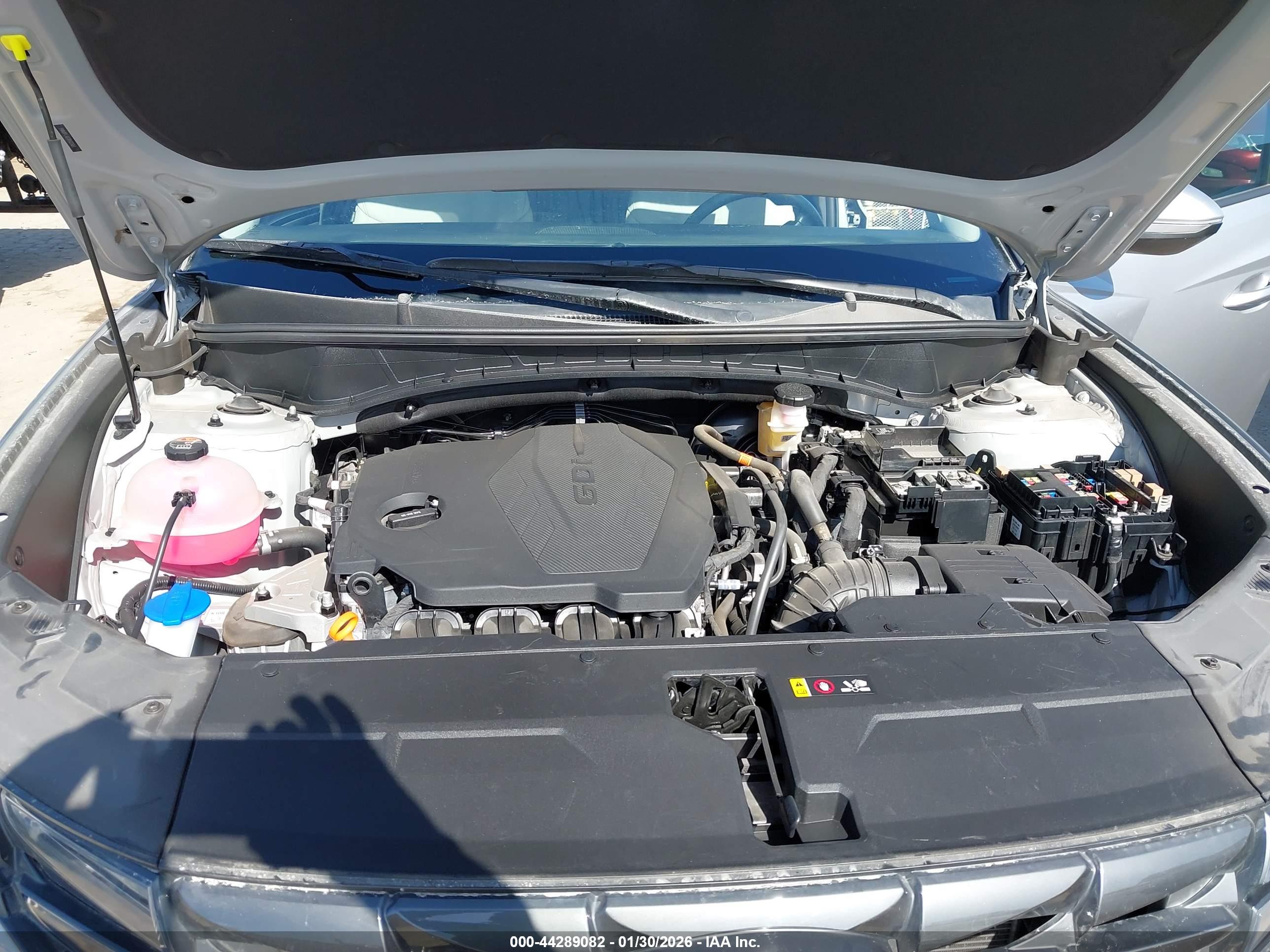 HYUNDAI TUCSON image 10