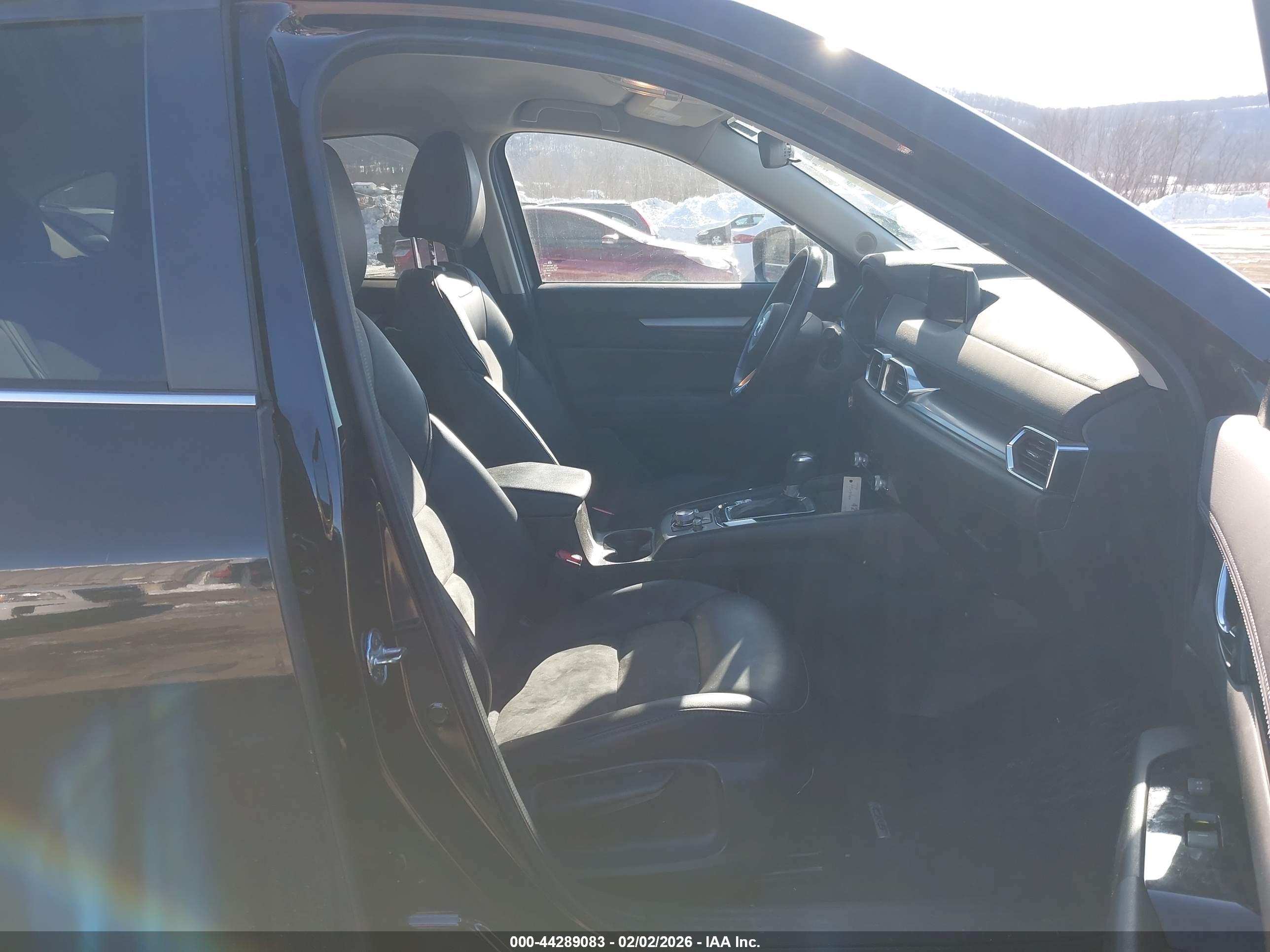 MAZDA CX-5 image 5