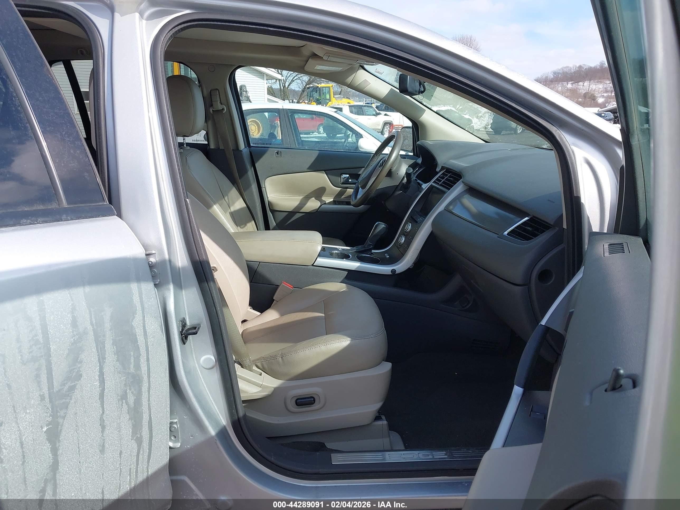 FORD EDGE image 5