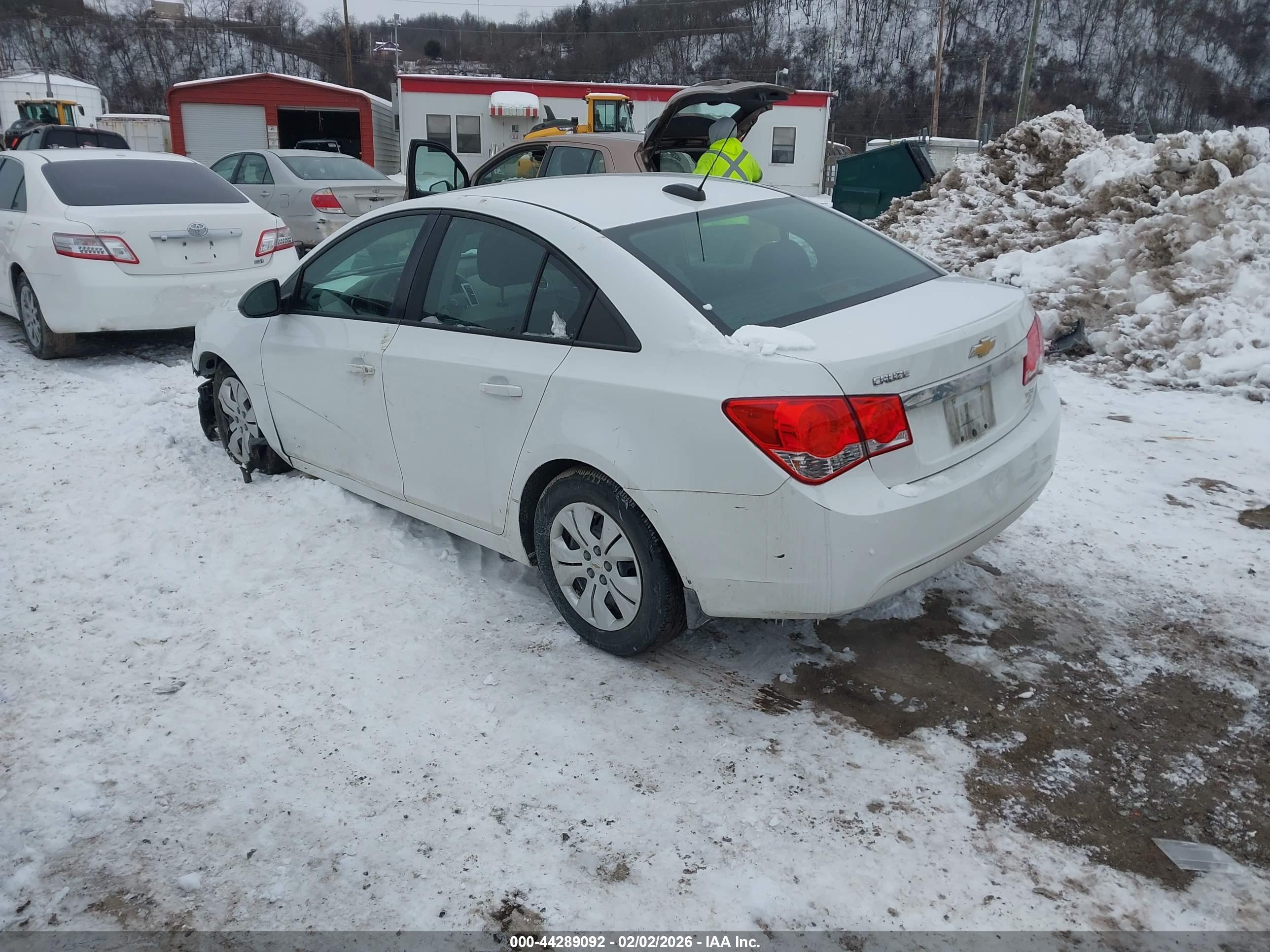 CHEVROLET CRUZE image 3