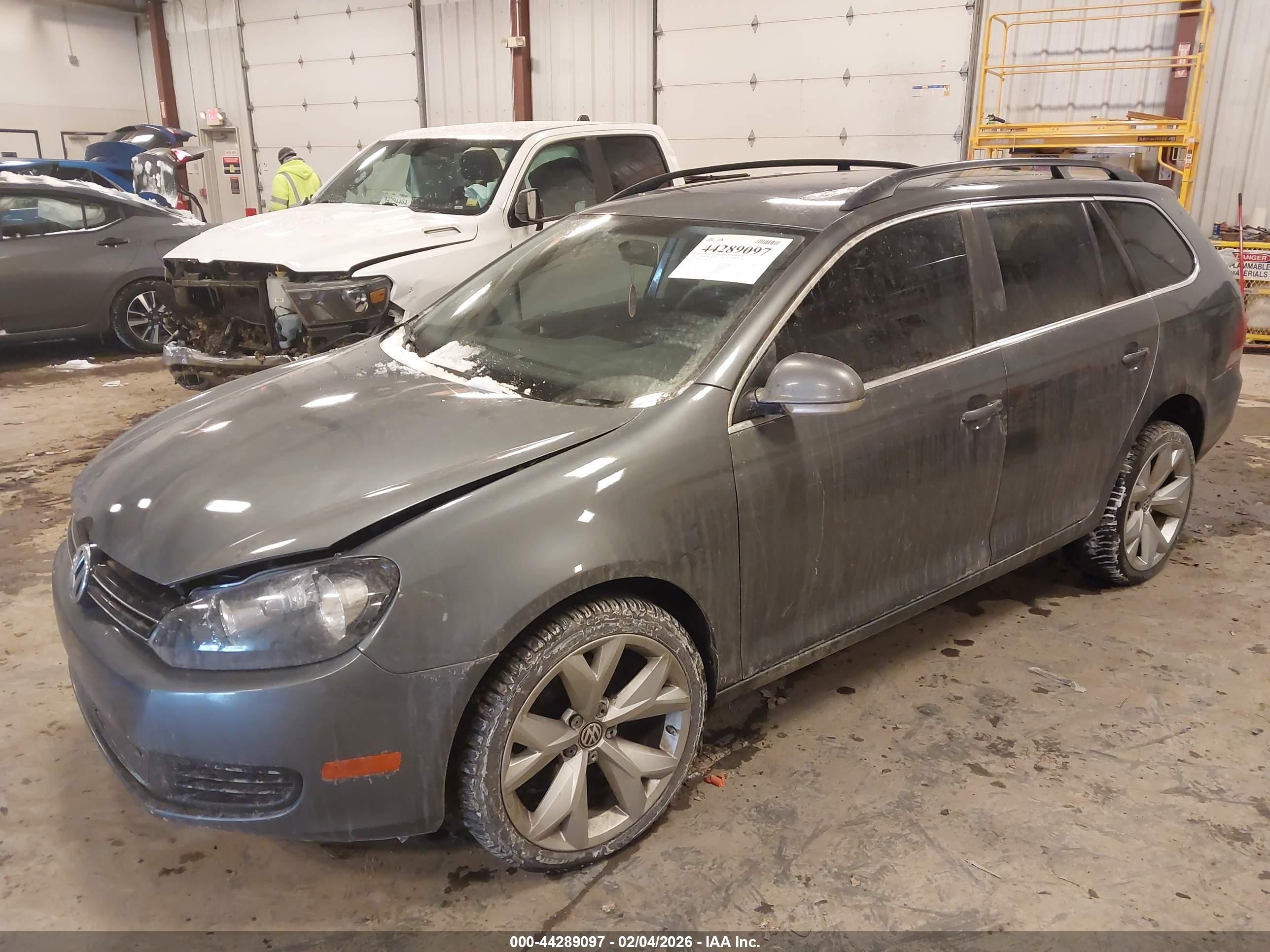 VOLKSWAGEN JETTA image 2