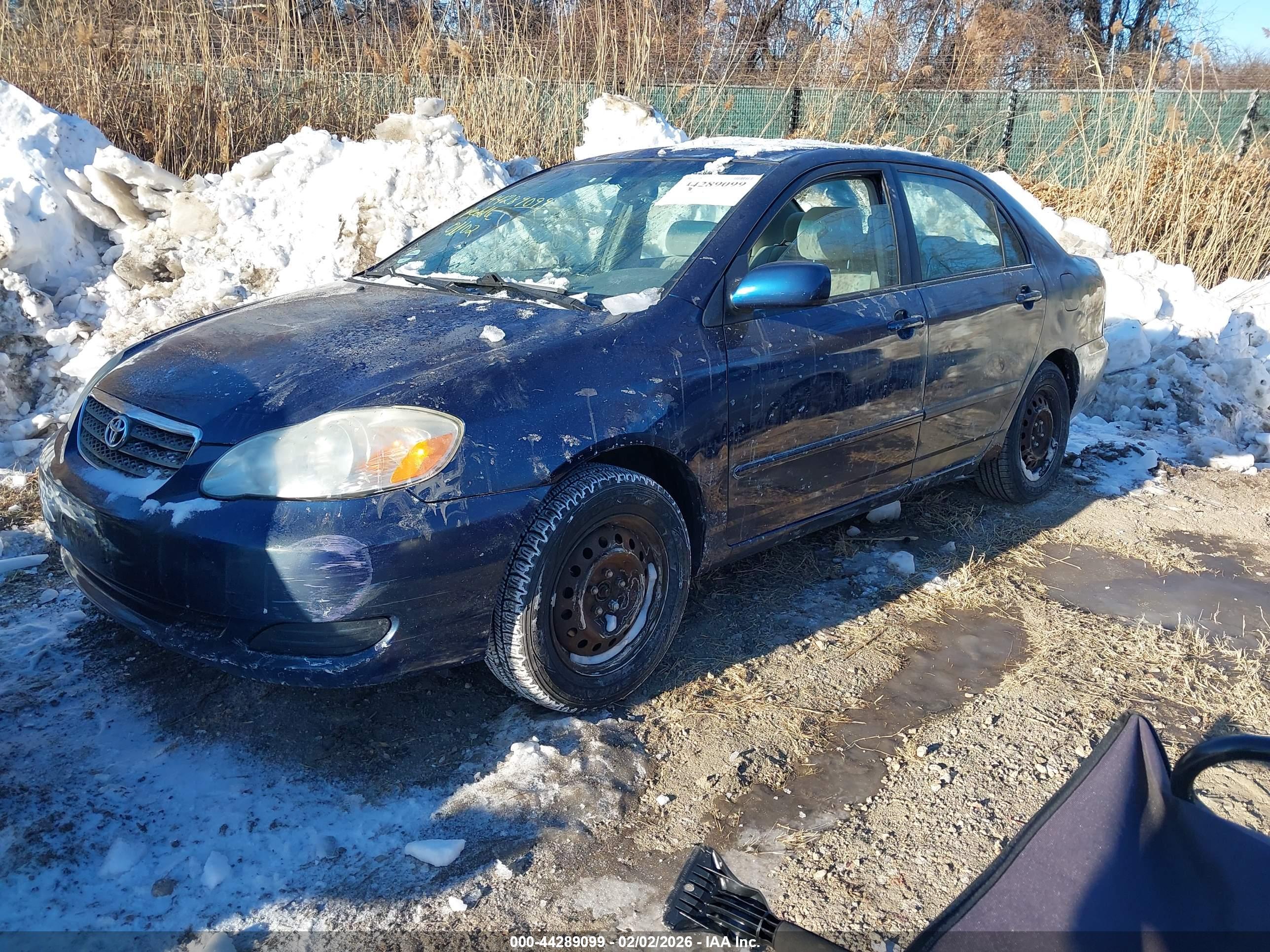 TOYOTA COROLLA image 2