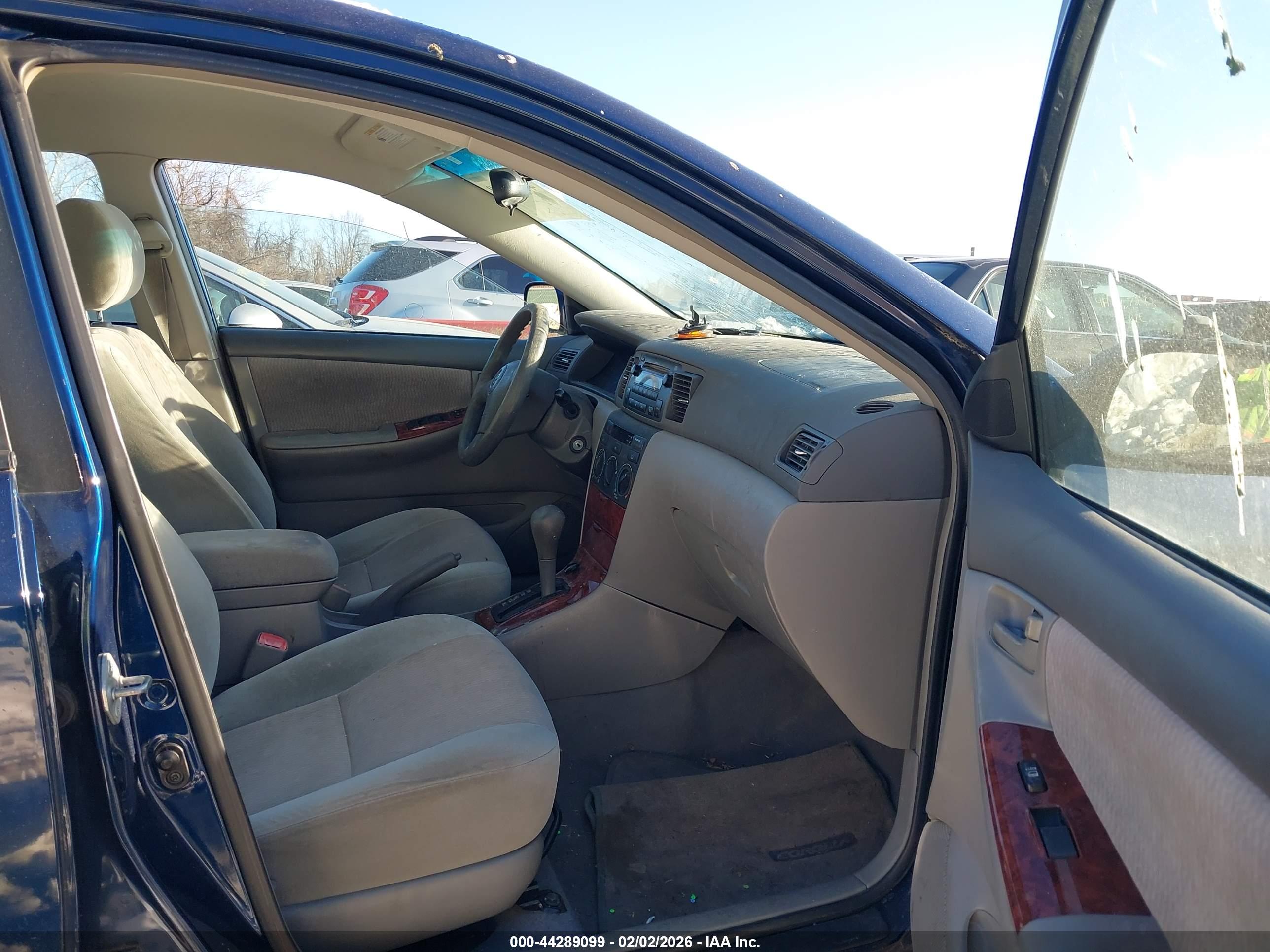 TOYOTA COROLLA image 5