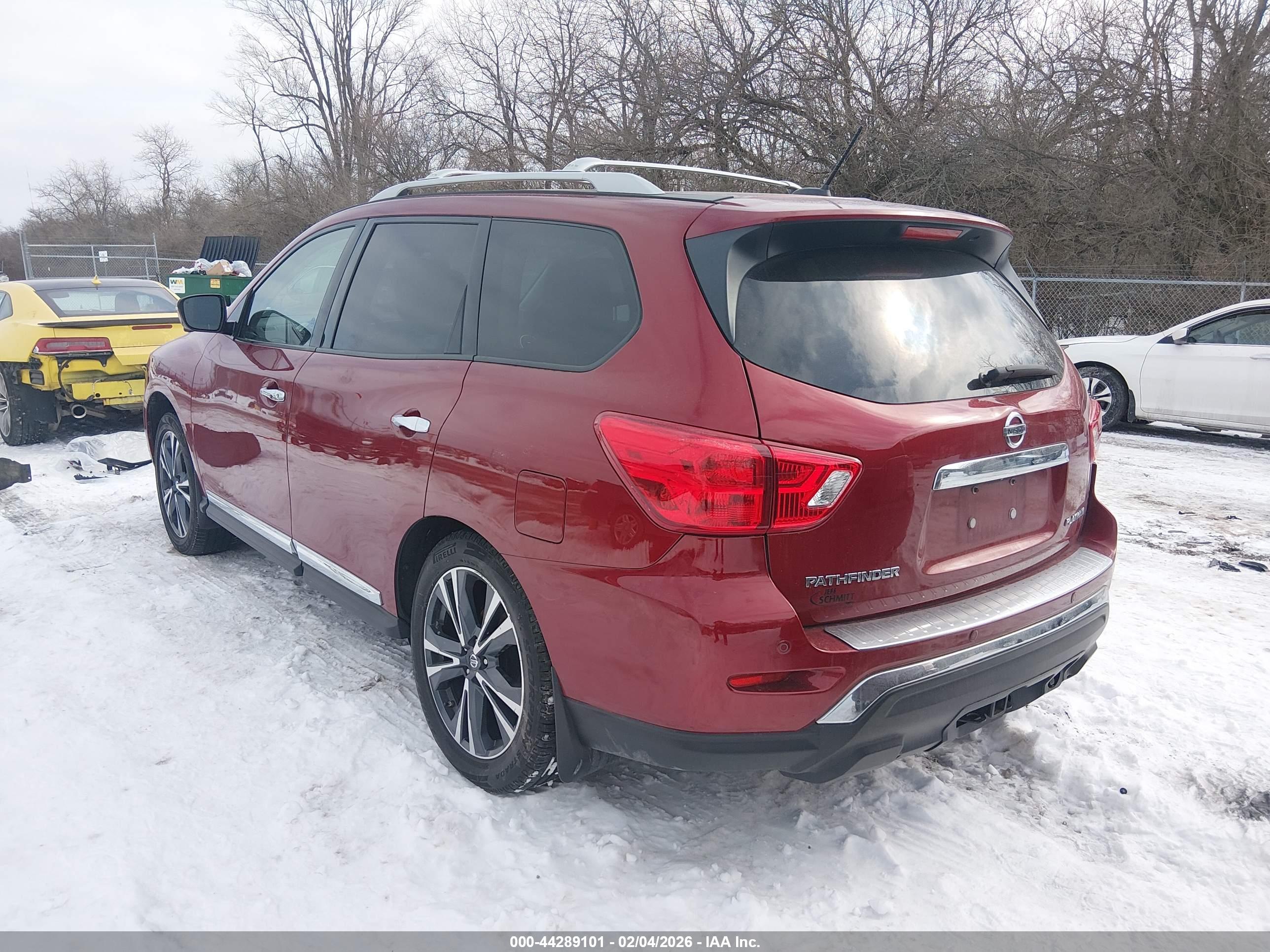 NISSAN PATHFINDER image 3