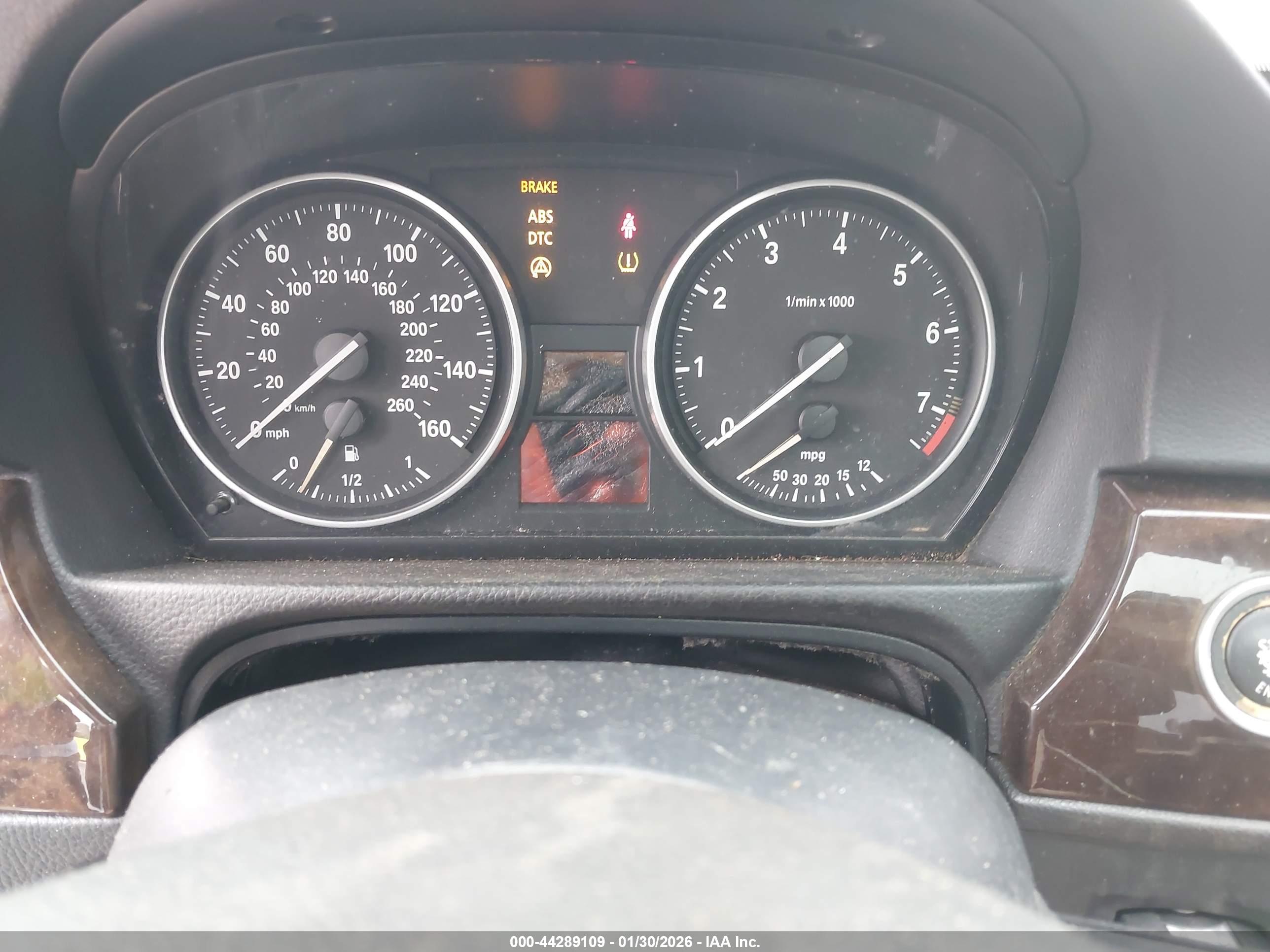 BMW 328I image 7