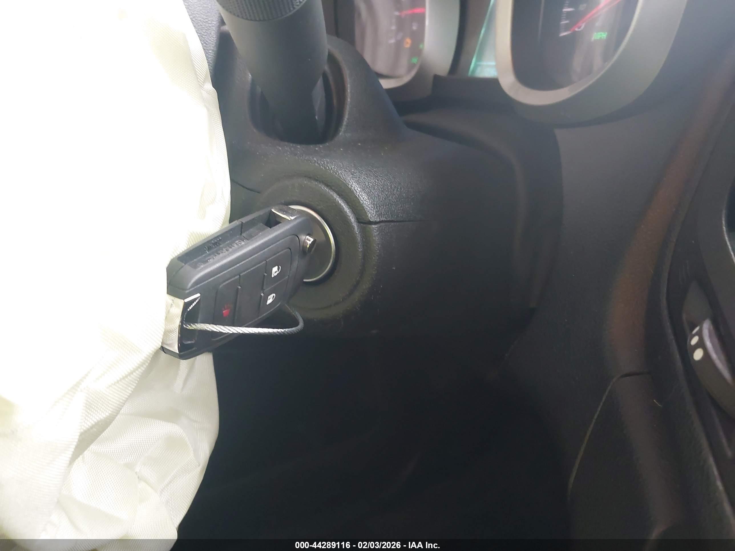 CHEVROLET EQUINOX image 11