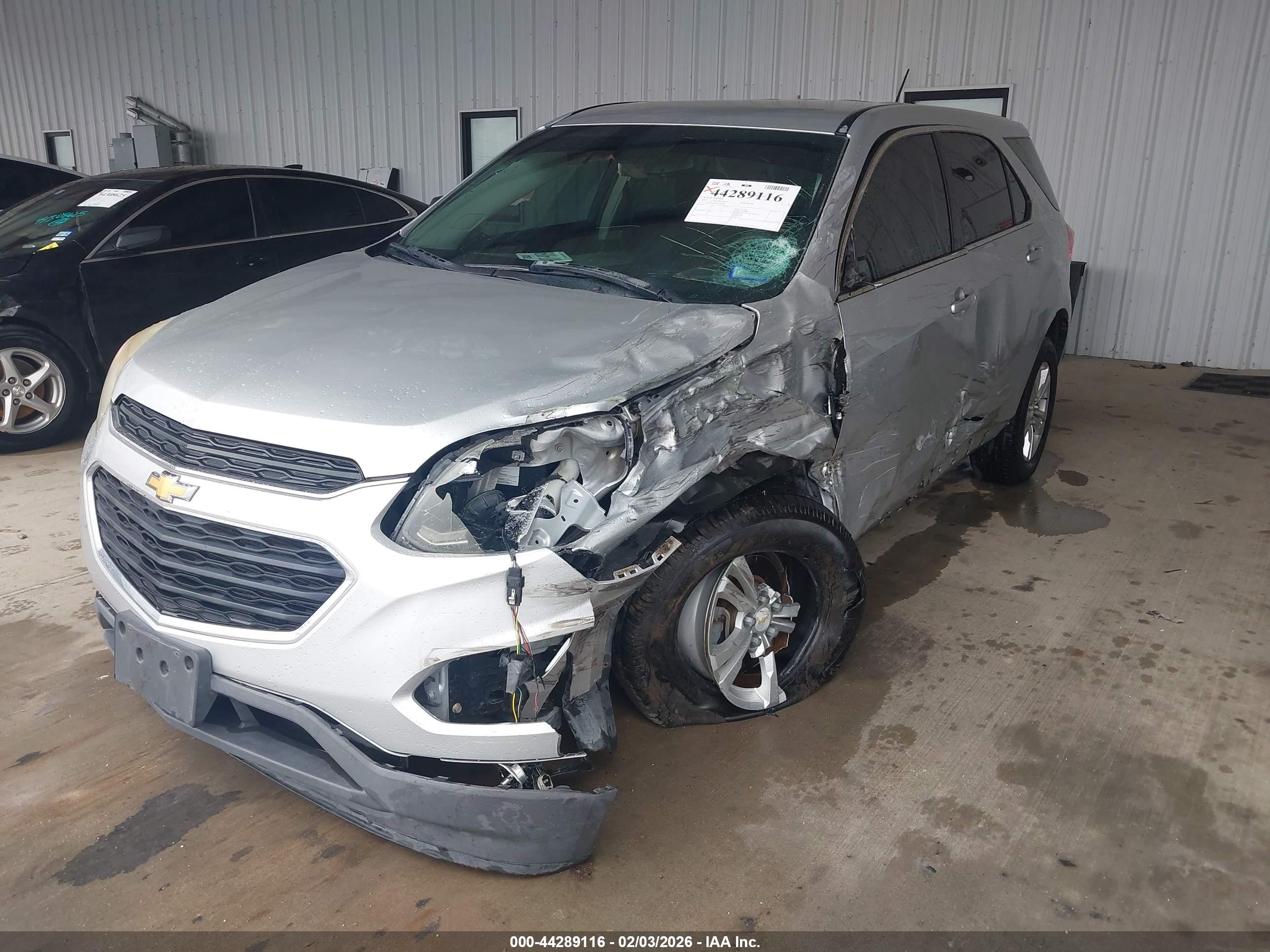 CHEVROLET EQUINOX image 2