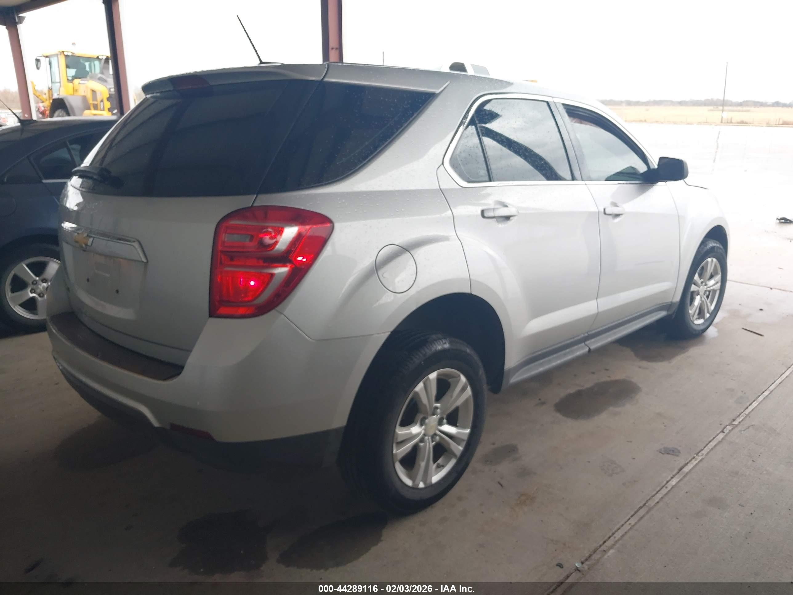 CHEVROLET EQUINOX image 4