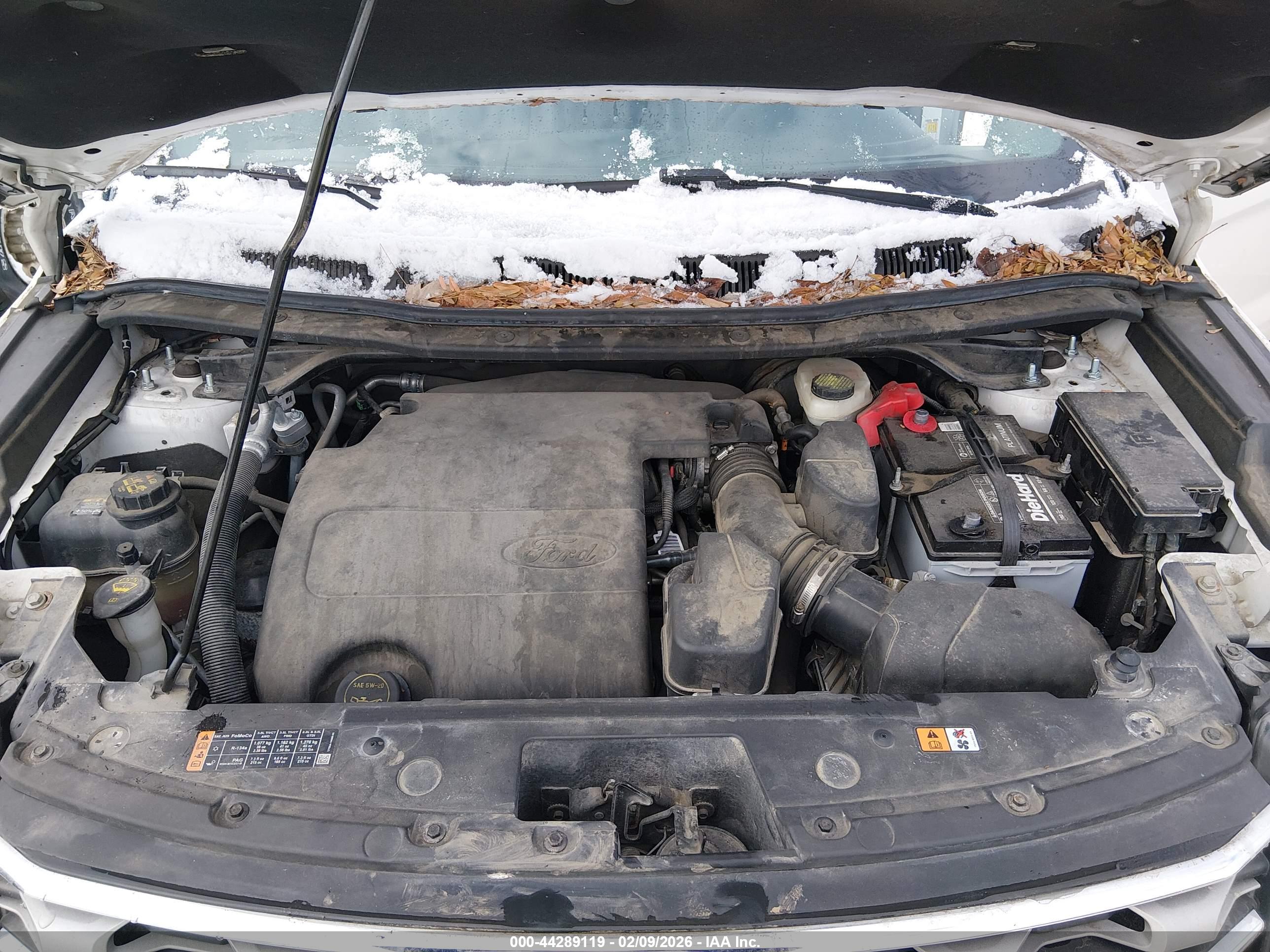 FORD EXPLORER image 10