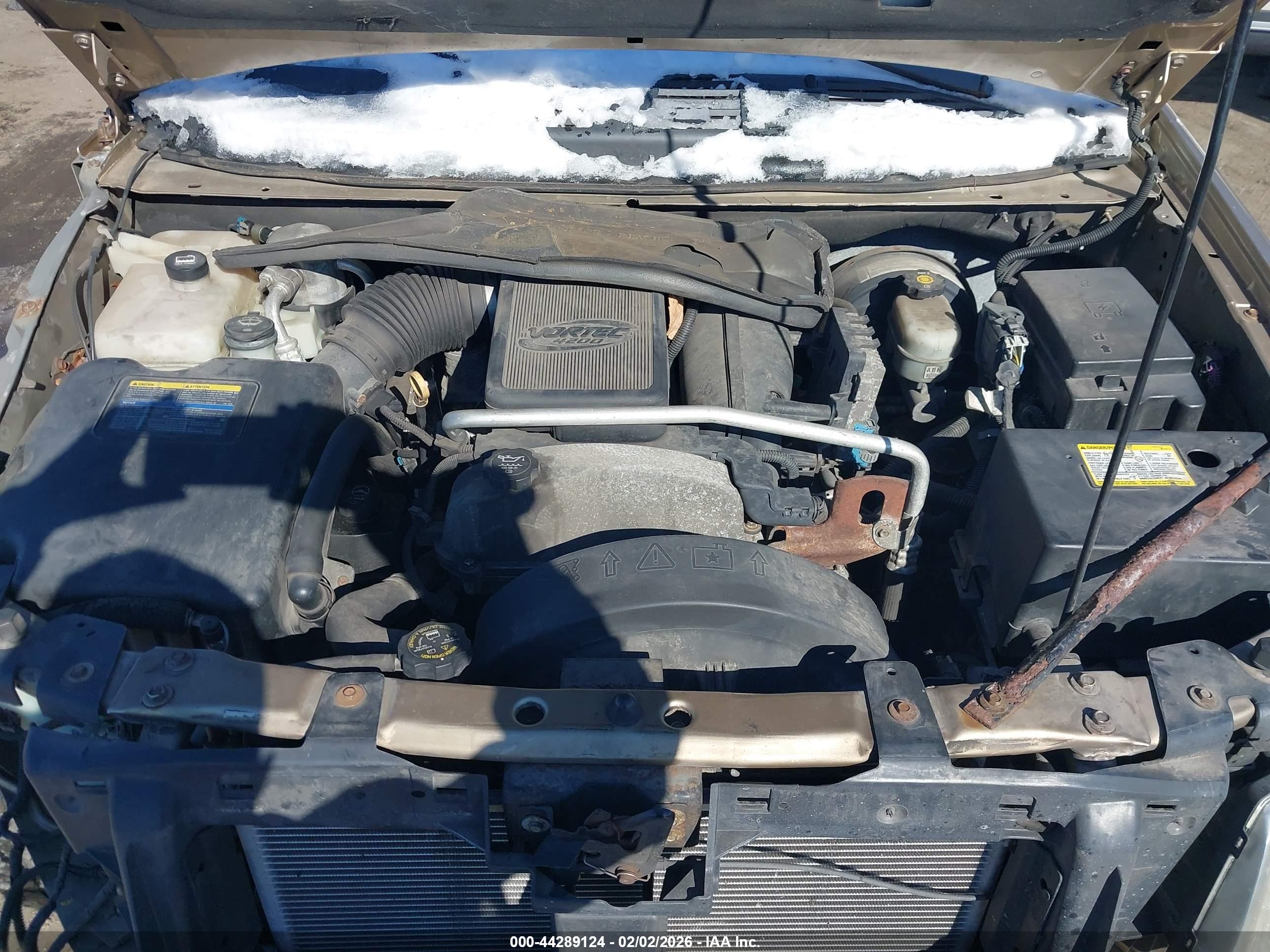 GMC ENVOY image 10