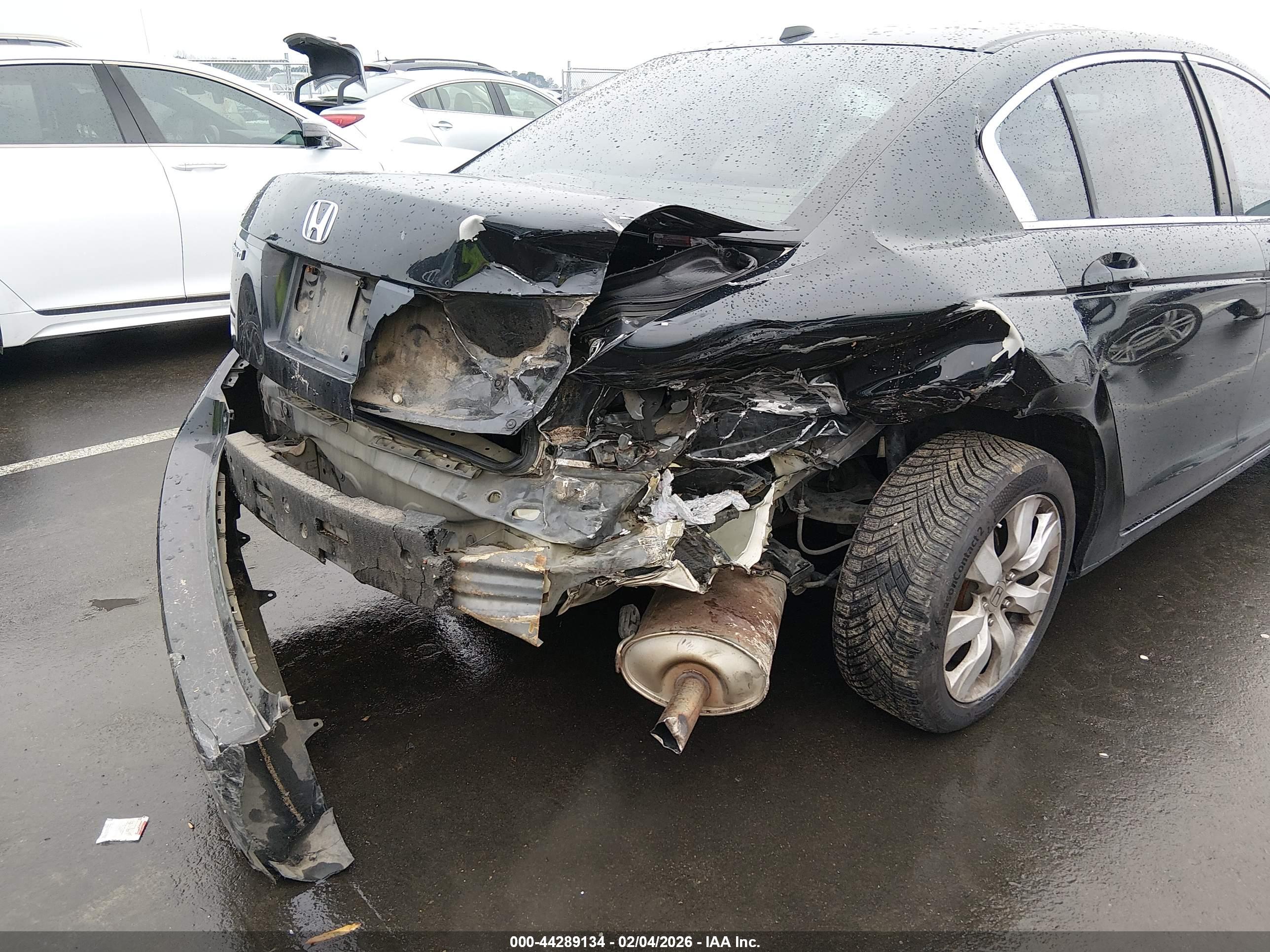HONDA ACCORD image 6