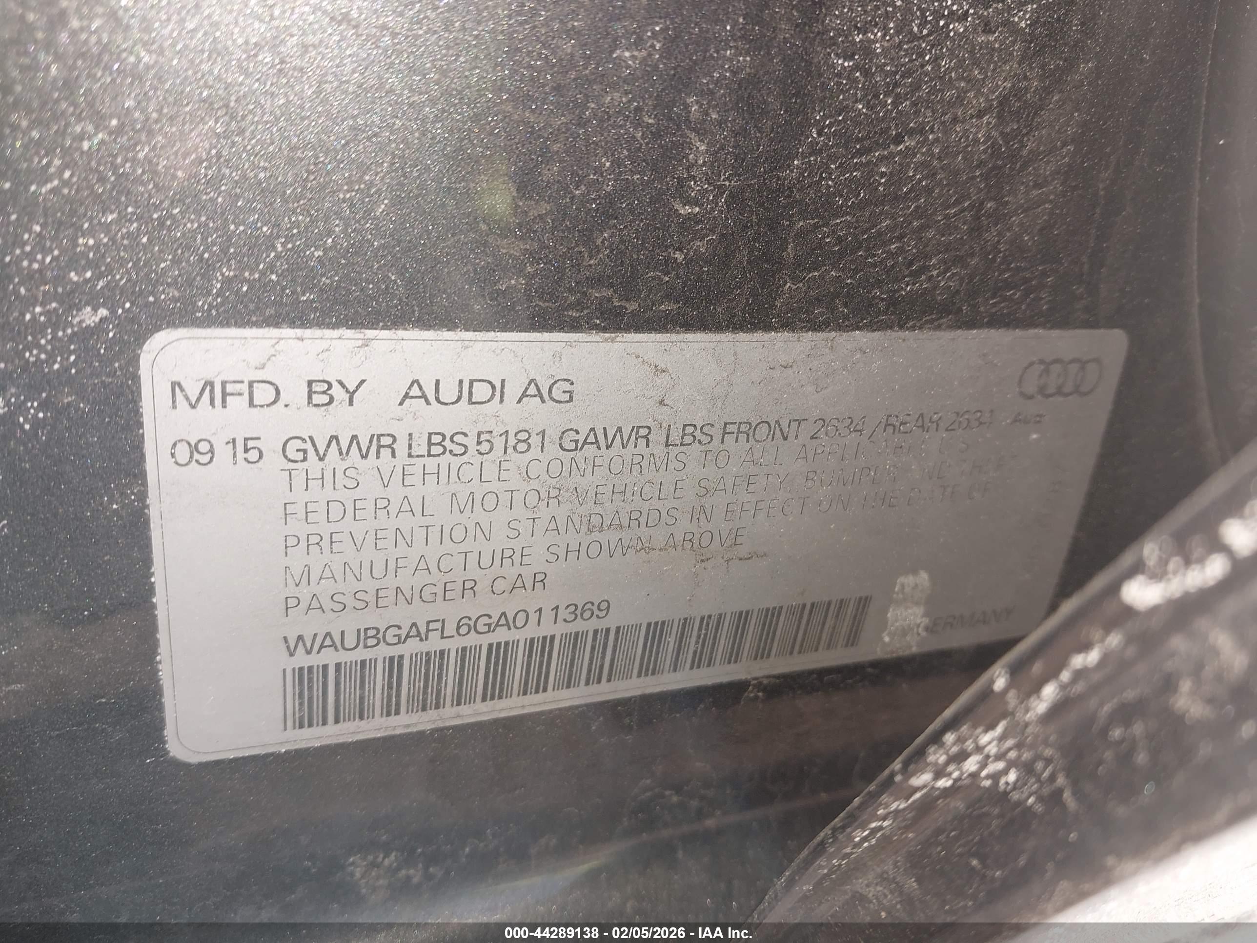 AUDI S4 image 9