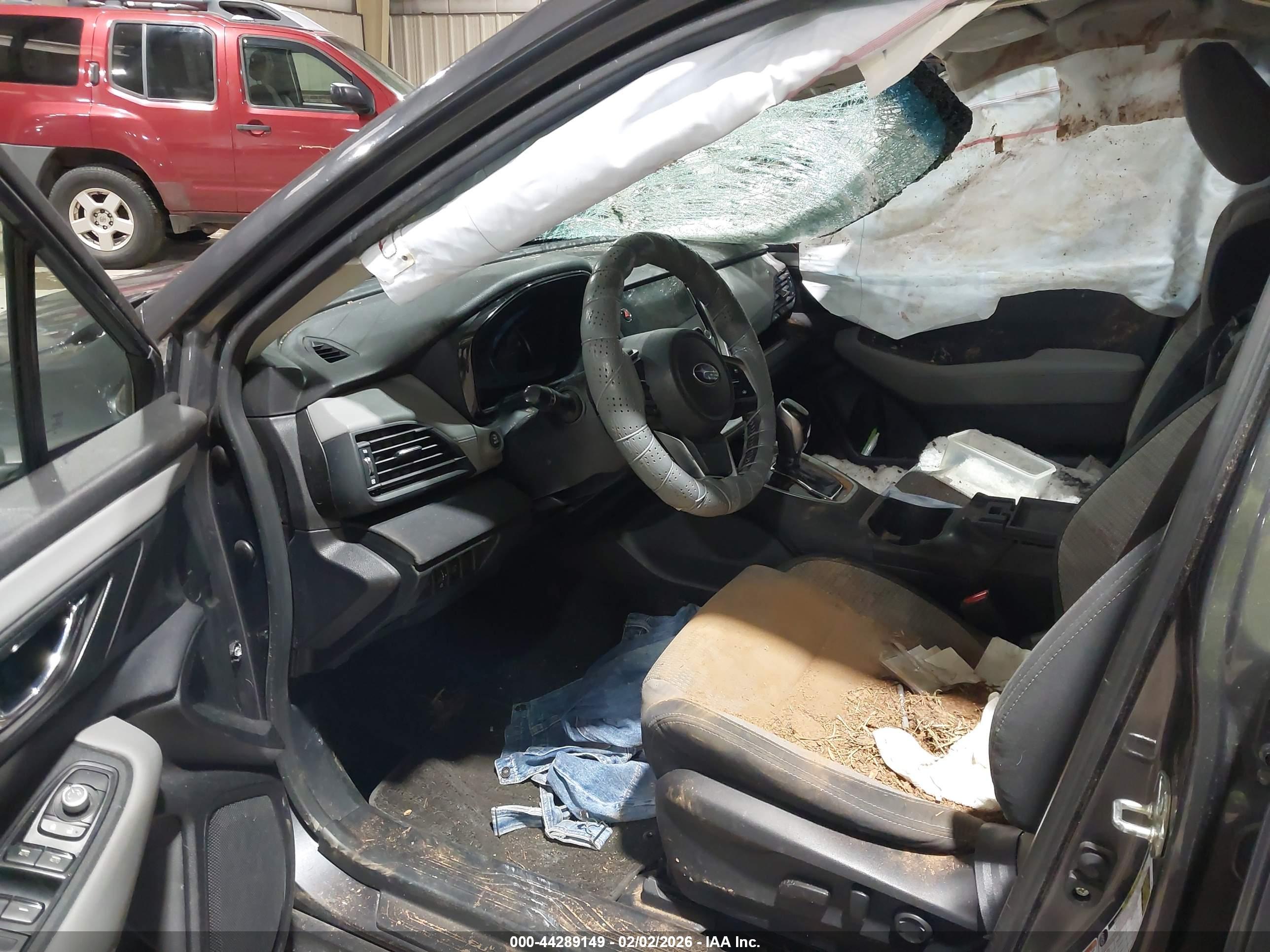 SUBARU OUTBACK image 5