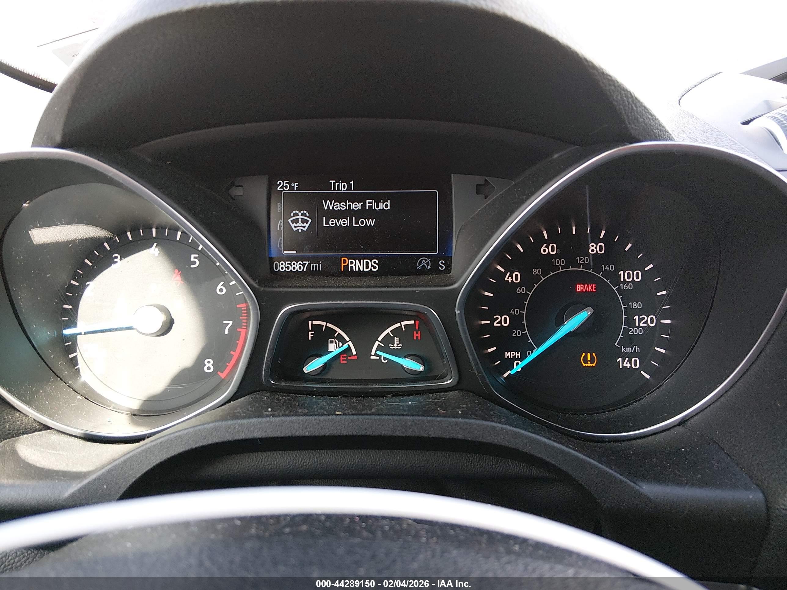 FORD ESCAPE image 7