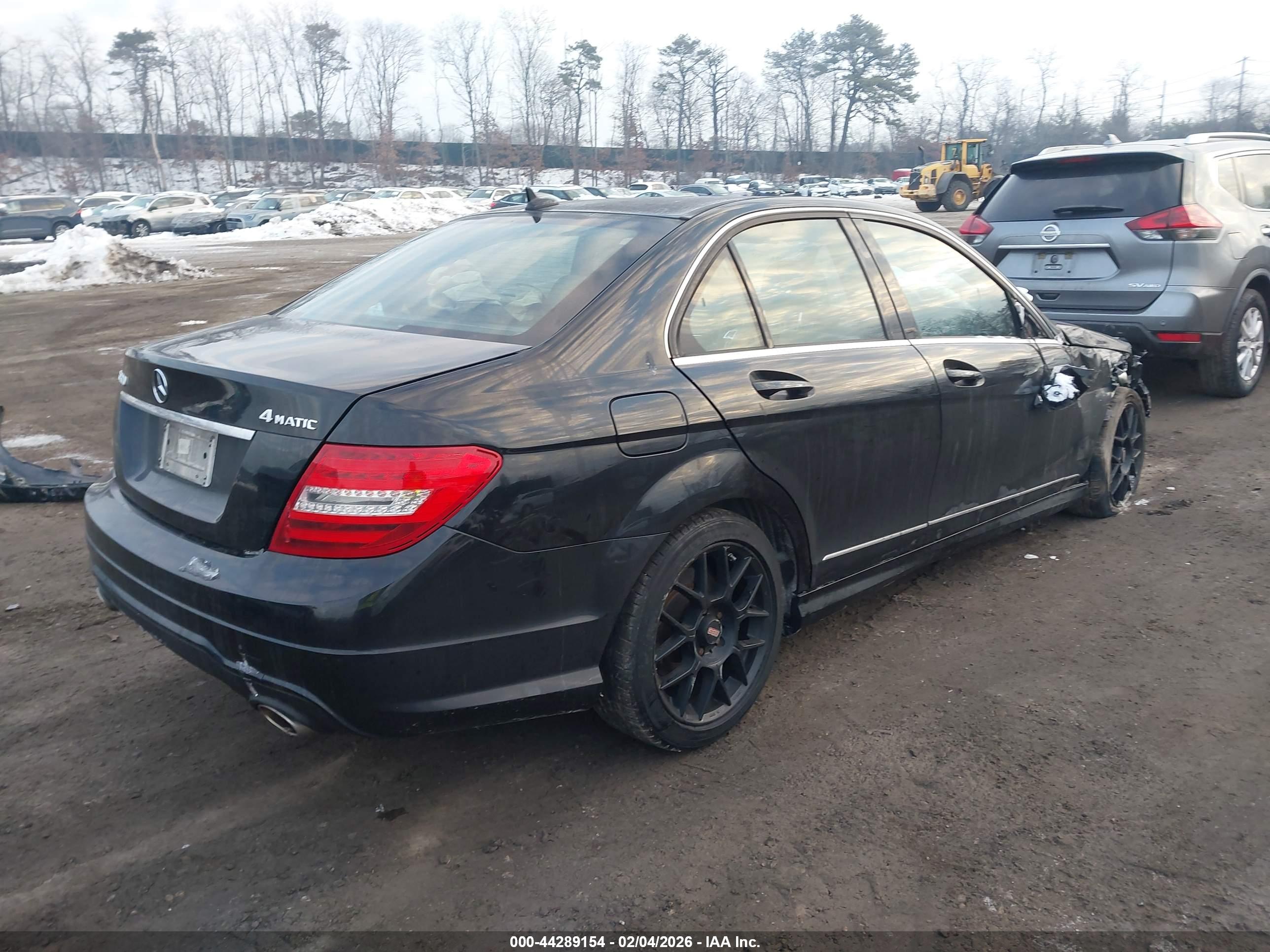 MERCEDES-BENZ C image 4