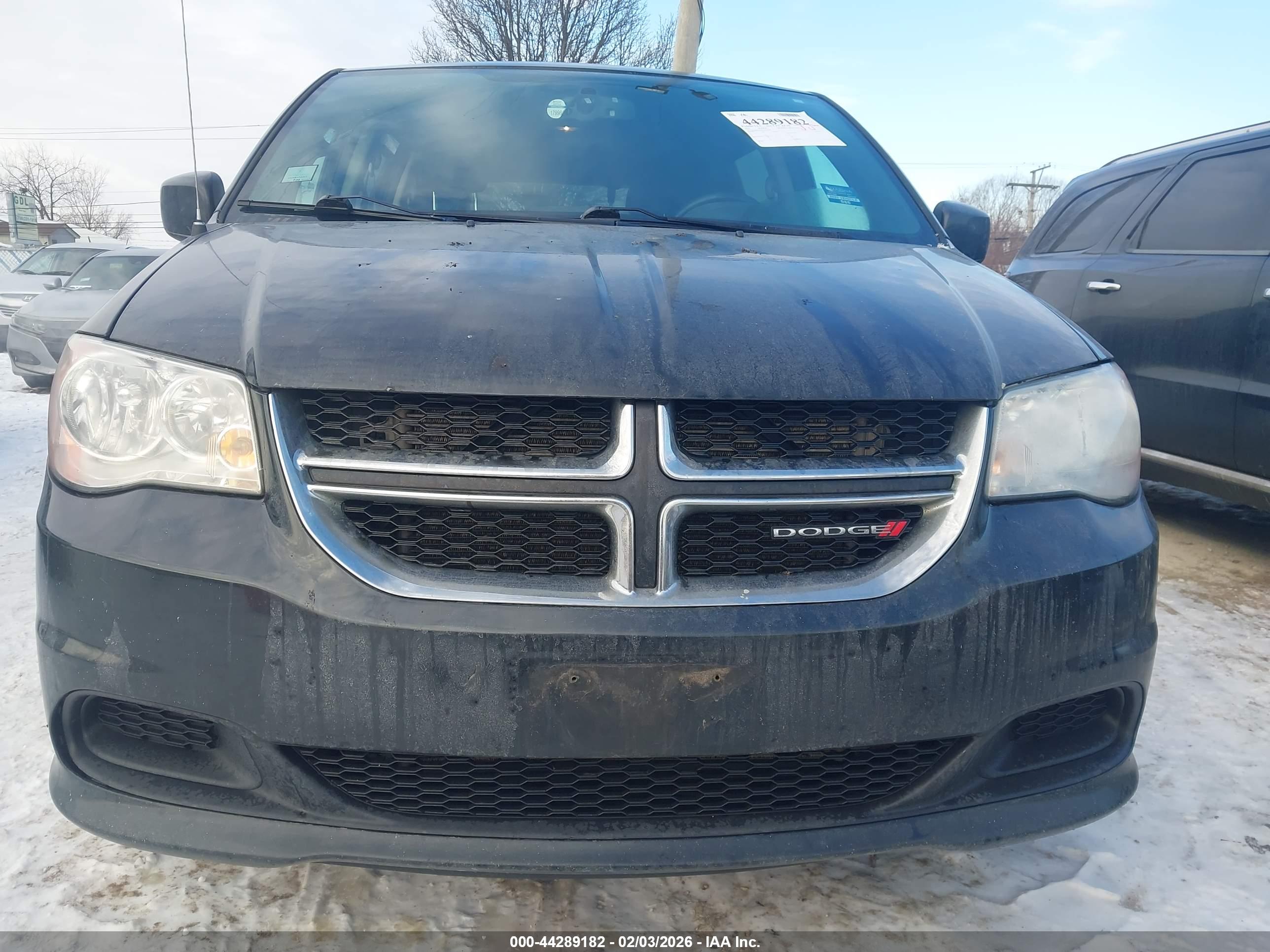 DODGE GRAND image 6
