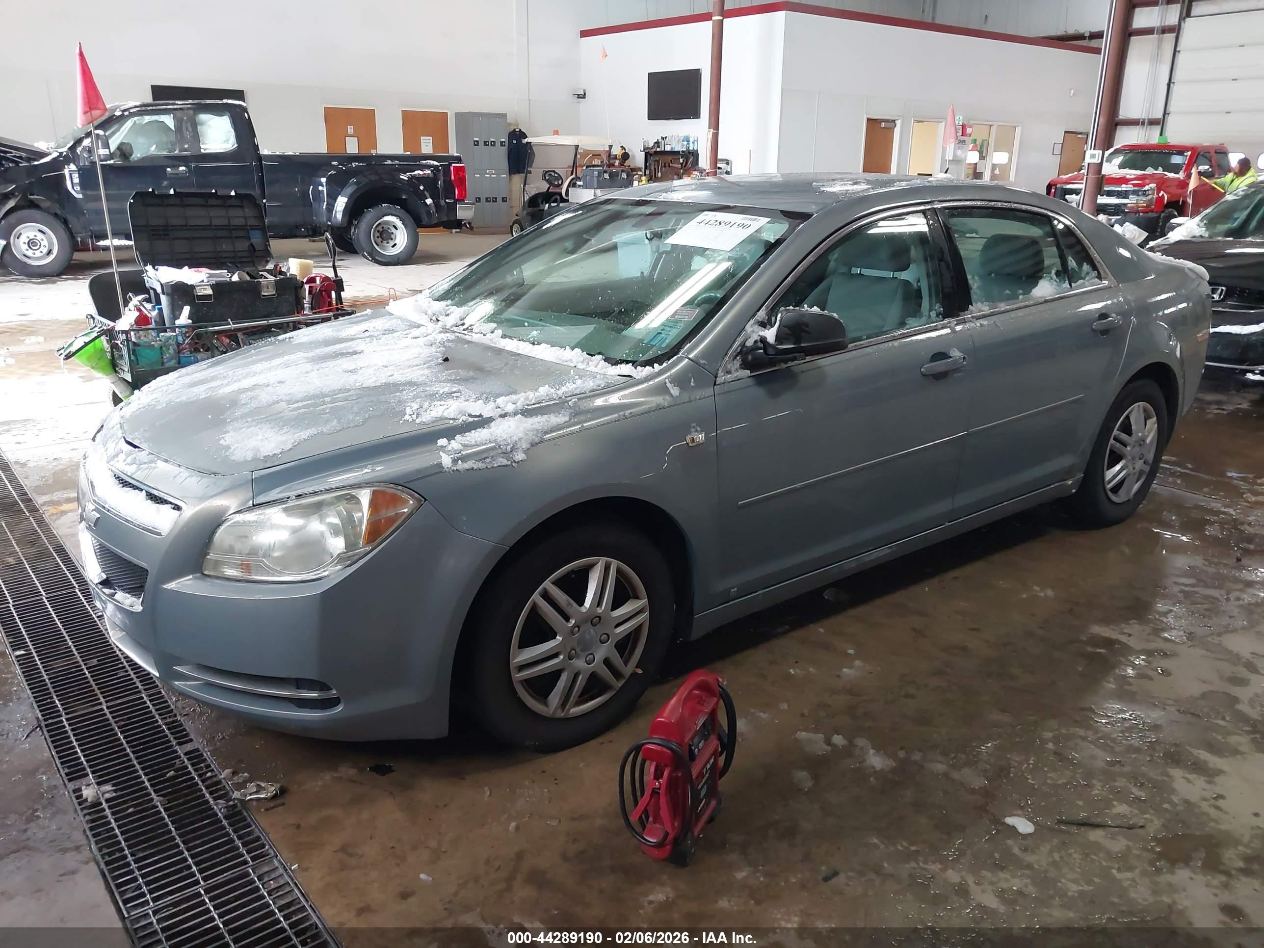 CHEVROLET MALIBU image 2