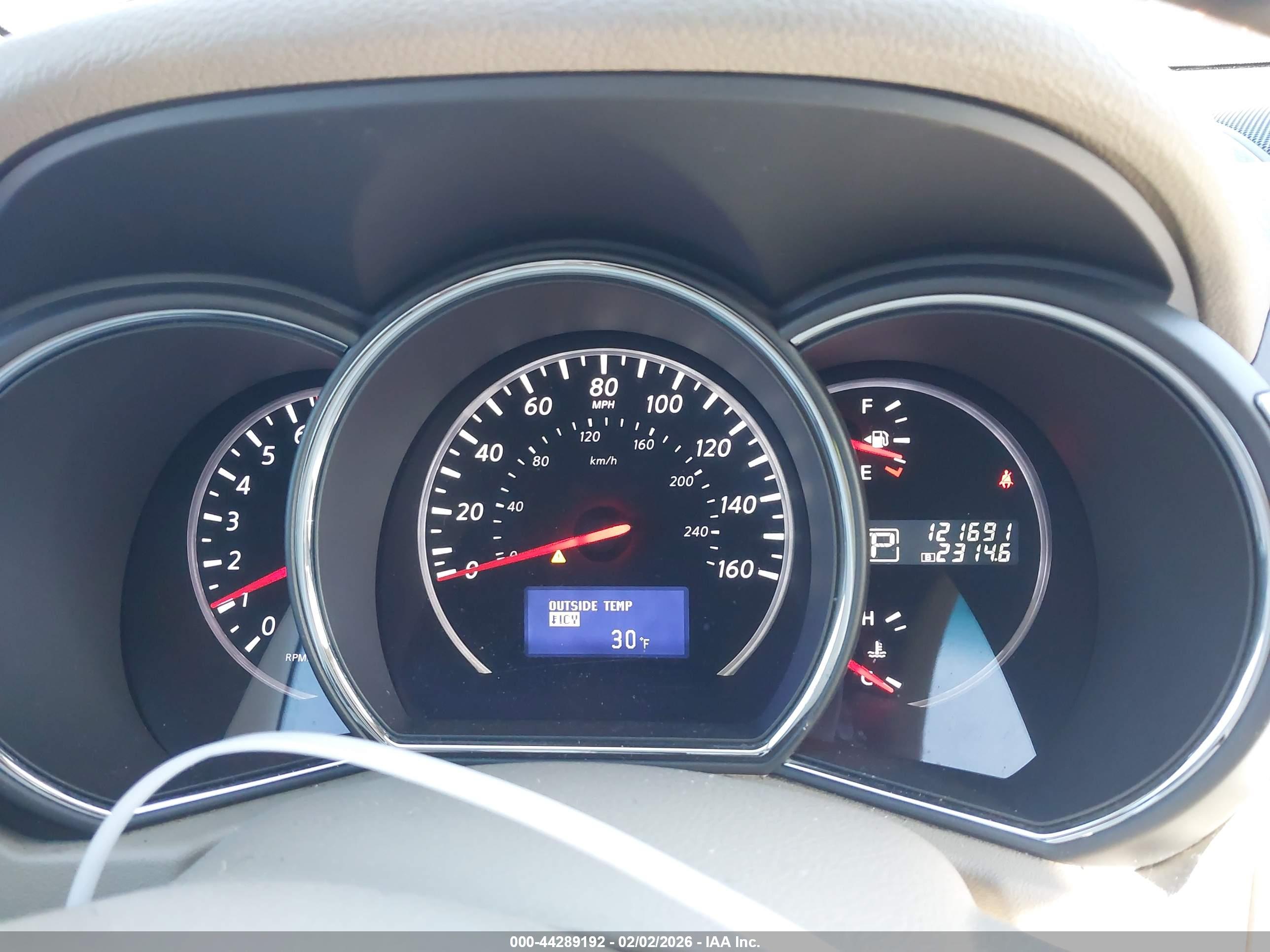 NISSAN MURANO image 7