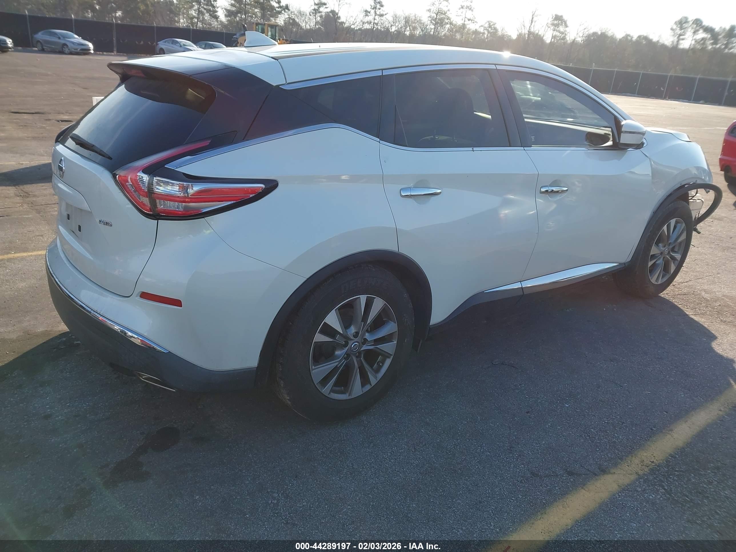 NISSAN MURANO image 4
