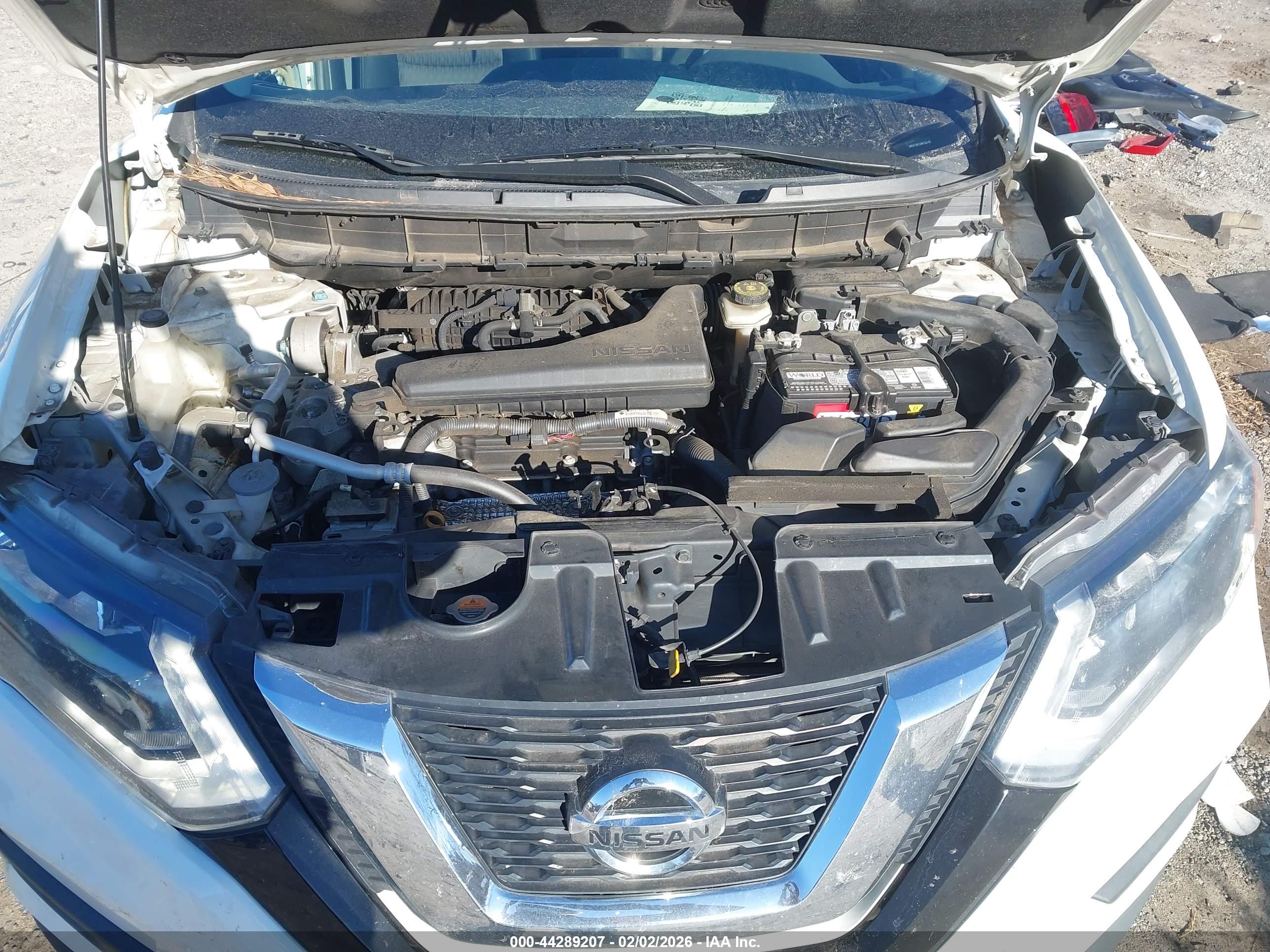 NISSAN ROGUE image 10
