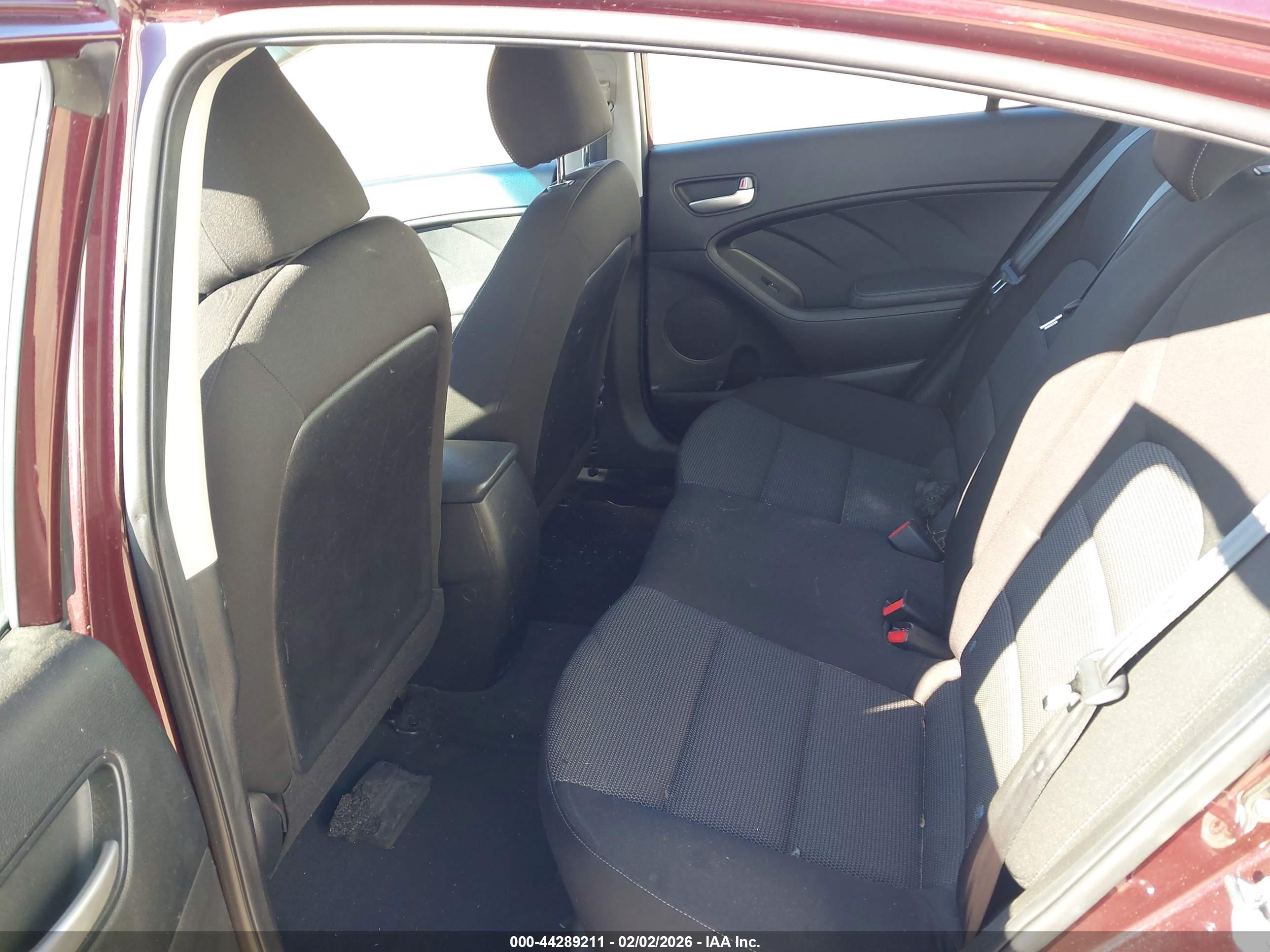 KIA FORTE image 8