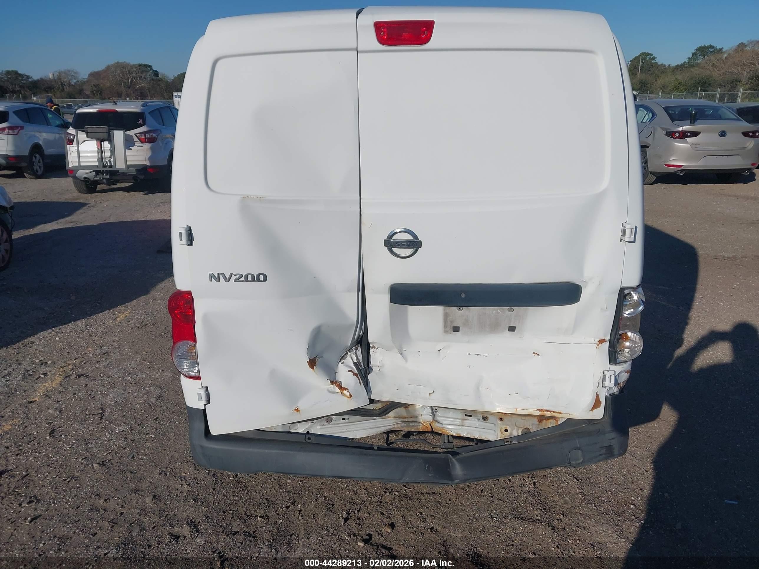 NISSAN NV200 image 6