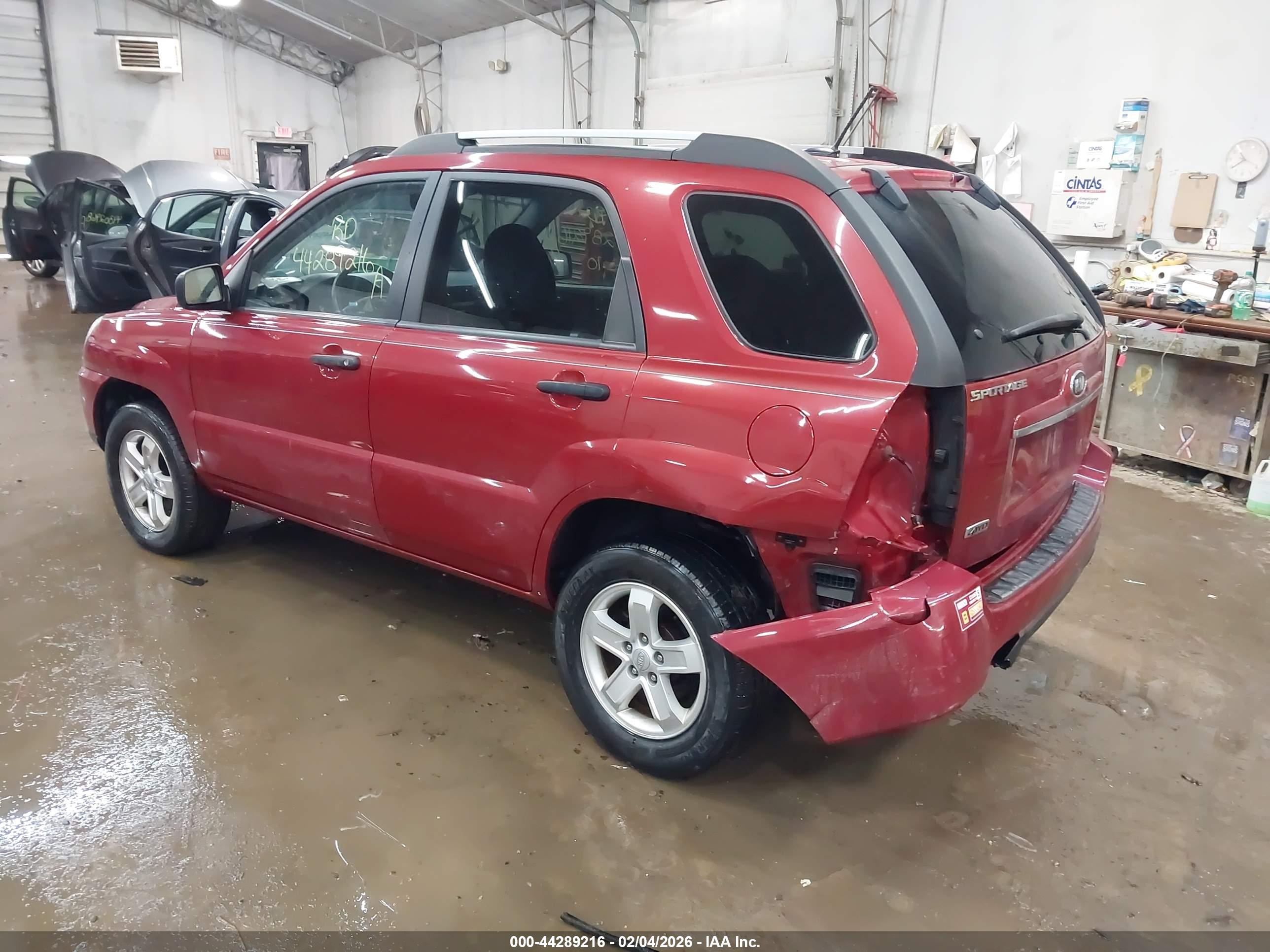 KIA SPORTAGE image 3