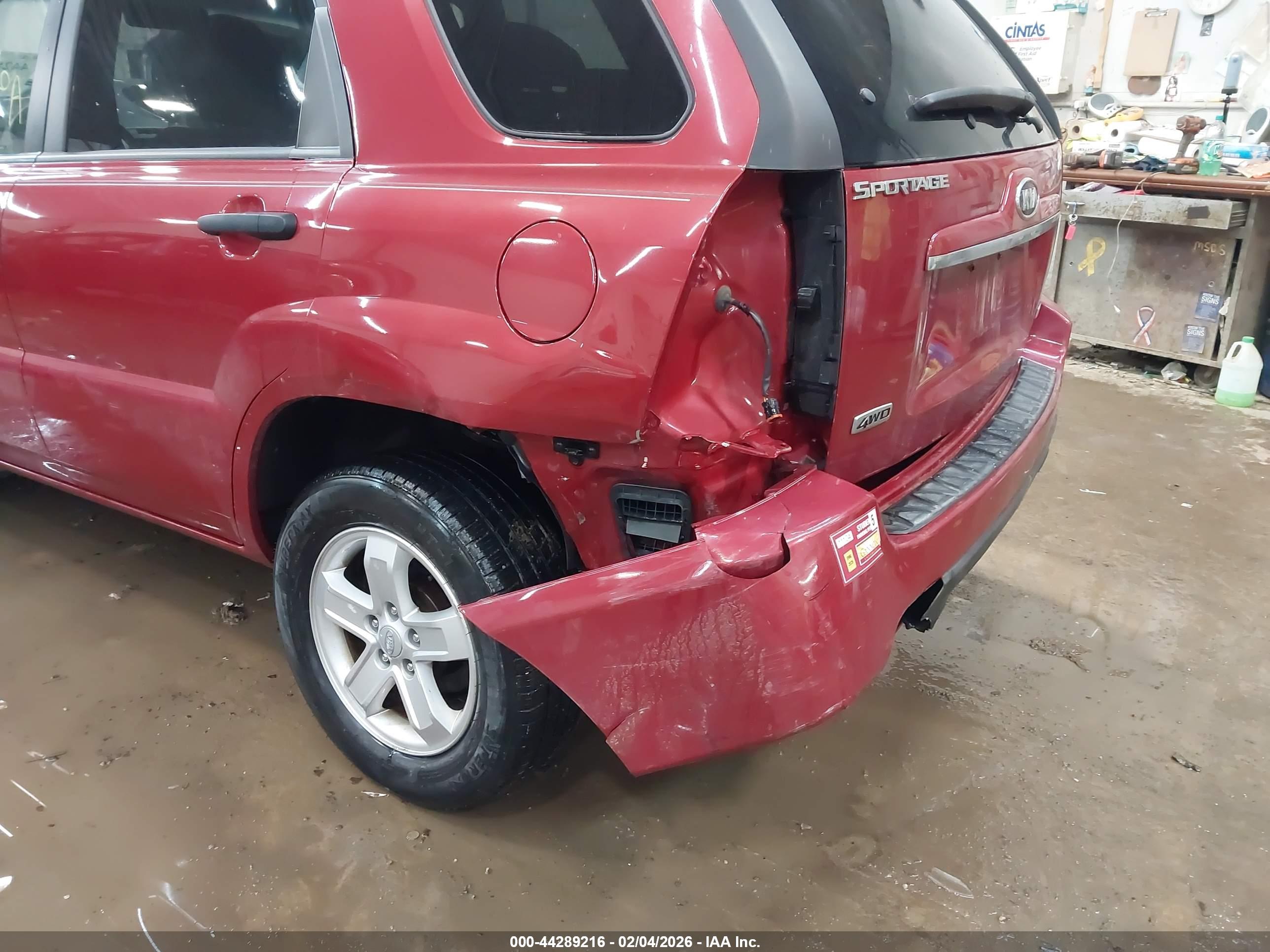 KIA SPORTAGE image 6