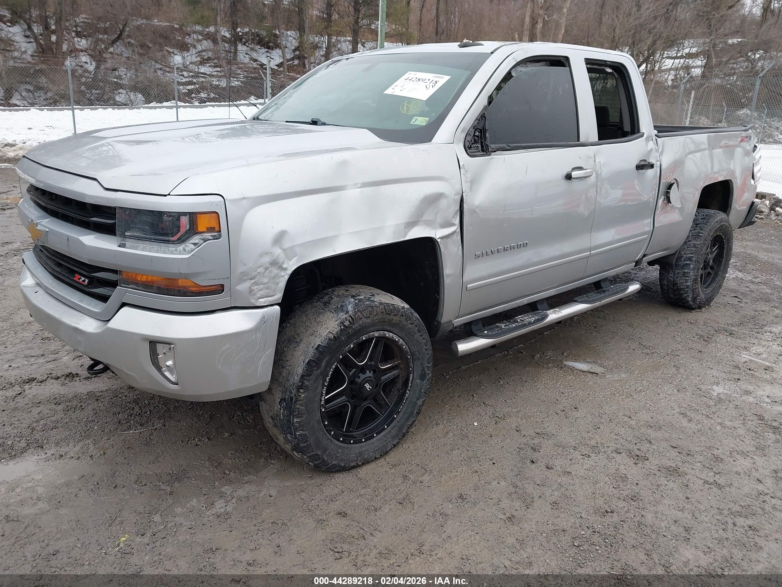 CHEVROLET SILVERADO image 2