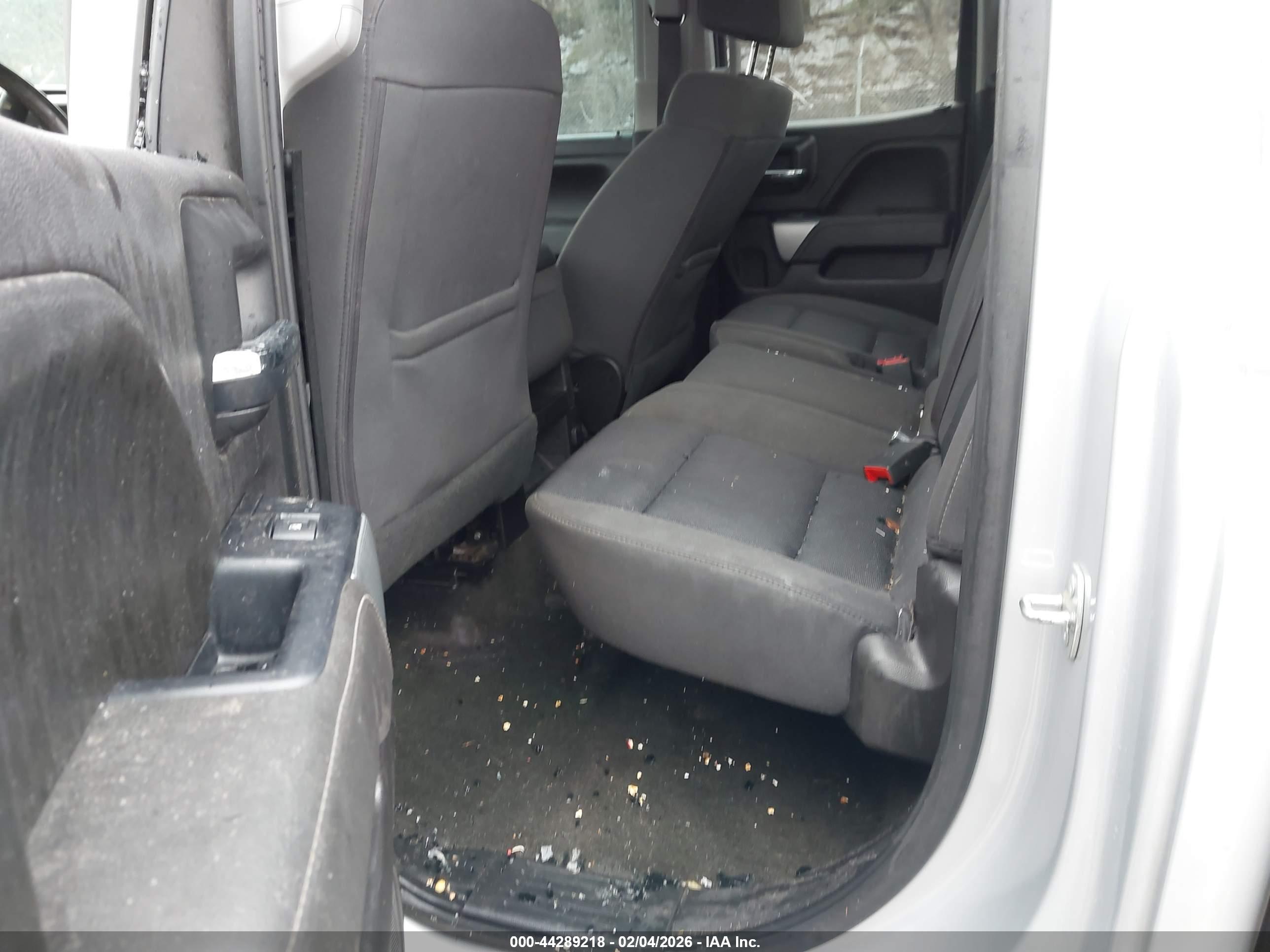 CHEVROLET SILVERADO image 8