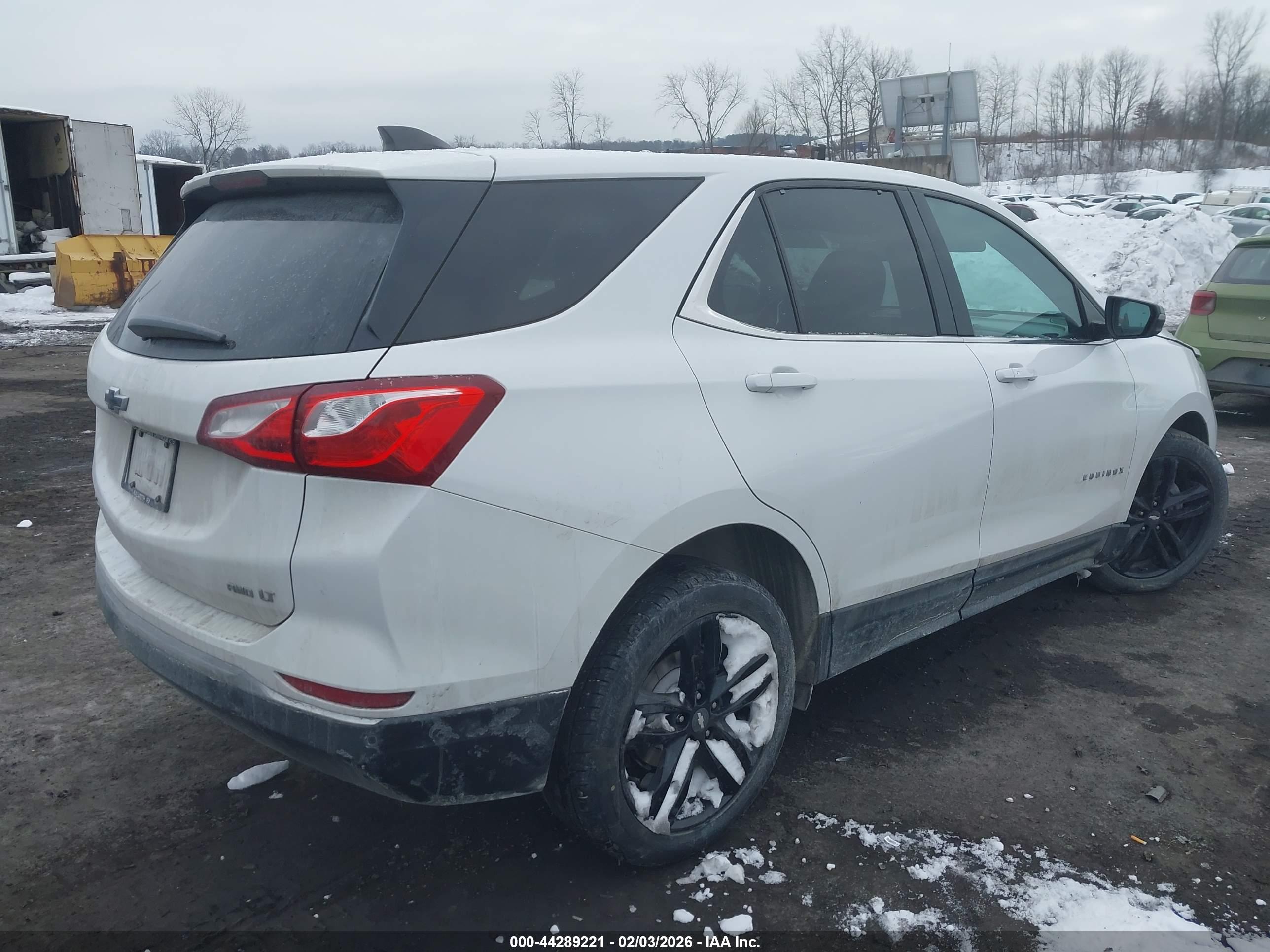 CHEVROLET EQUINOX image 4