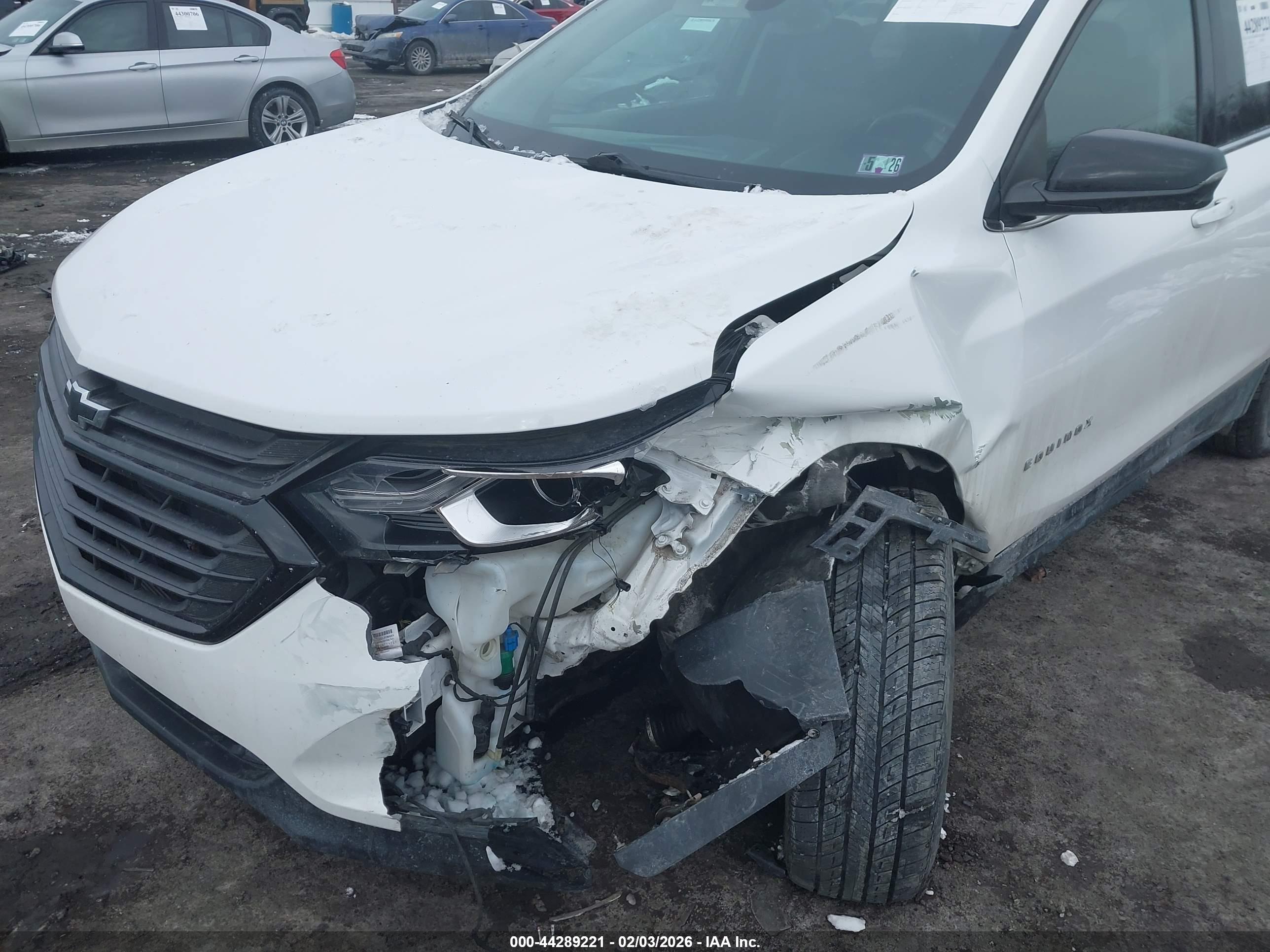 CHEVROLET EQUINOX image 6